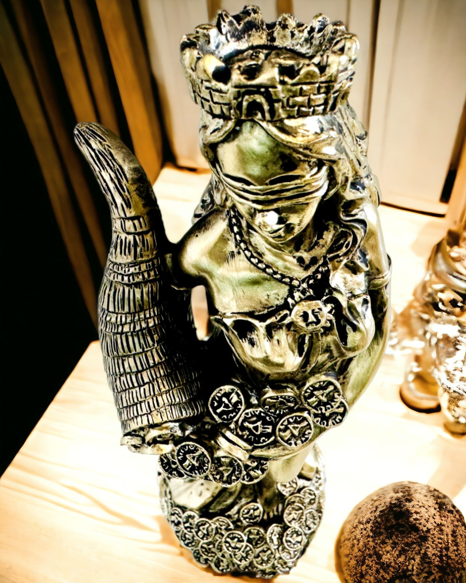 "Posąg Bogini Abundancji" - Dekorativ Statue i Harpiks av Fortuna for Hjem og Kontor