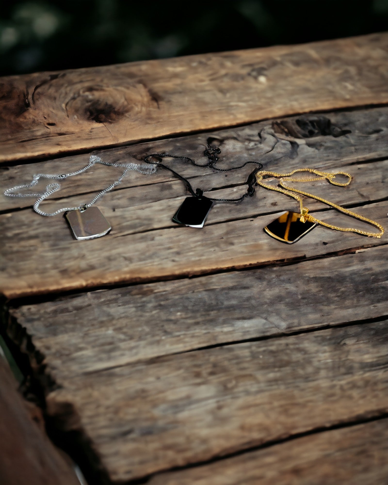 Dog Tag Halskjede "Tre Nyanser av Stil" - ID-brikke - Elegant Anheng i Rustfritt Stål med Gravering Alternativ