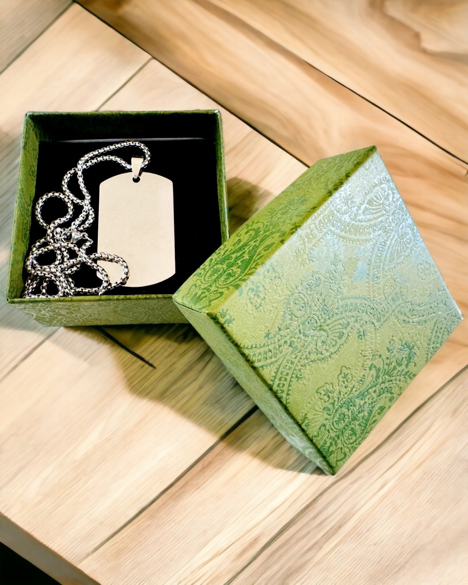 Dog Tag Halskjede "Tre Nyanser av Stil" - ID-brikke - Elegant Anheng i Rustfritt Stål med Gravering Alternativ