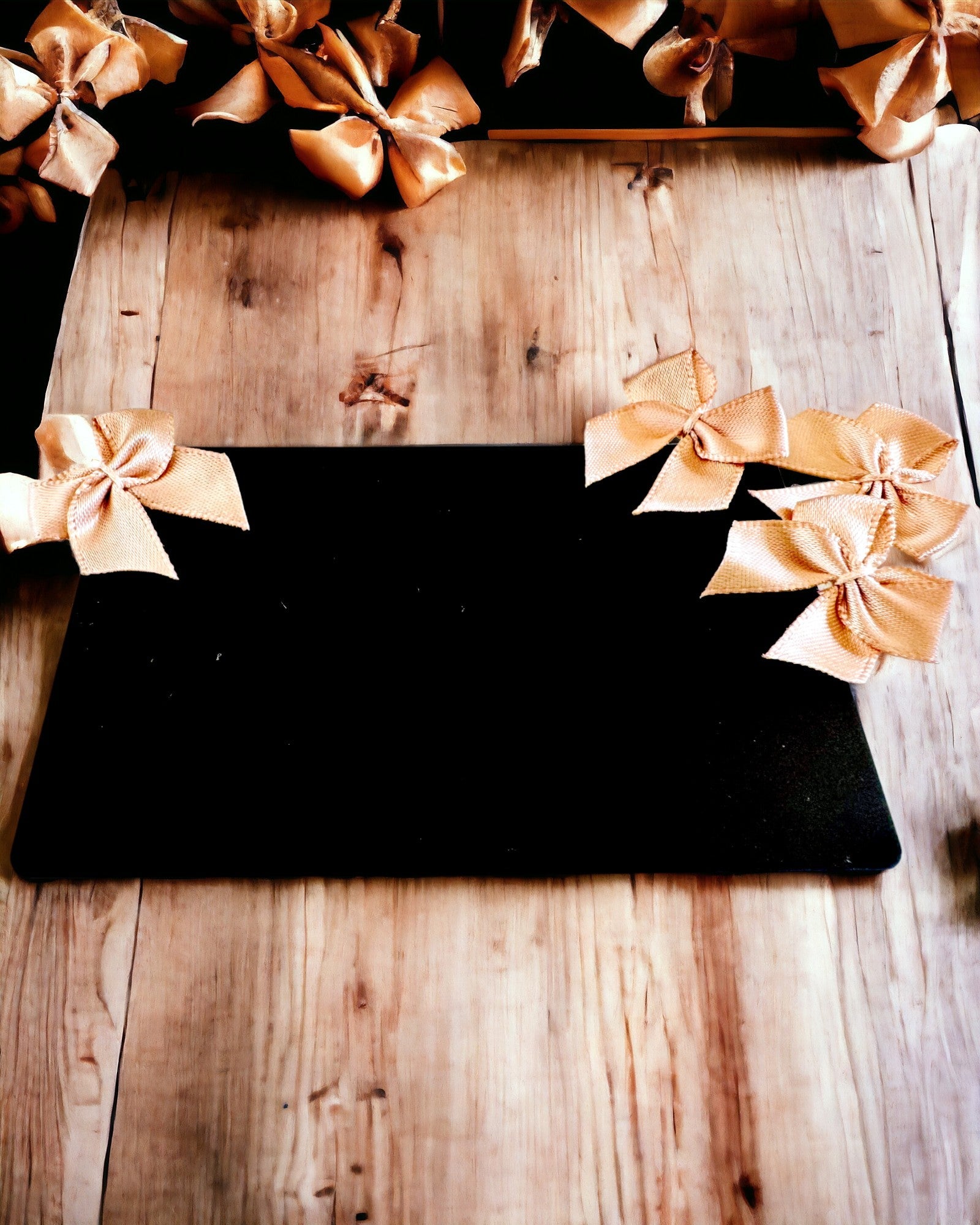 Eksklusivt Svart Metall Visittkort med Mulighet for Personalisering – Ideell som Gave