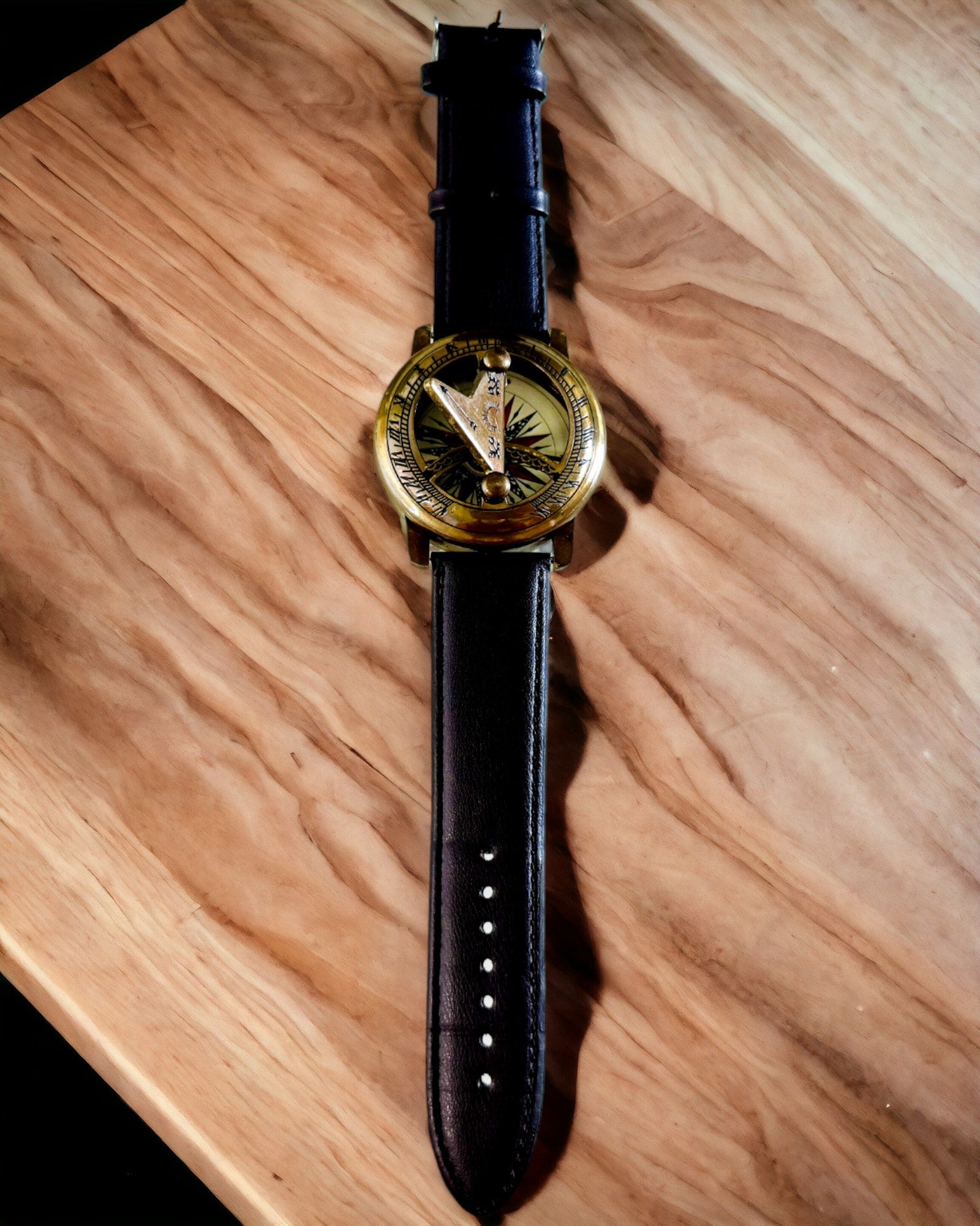 Solur med kompass - Håndlaget, autentisk håndverk, mulighet for gravering