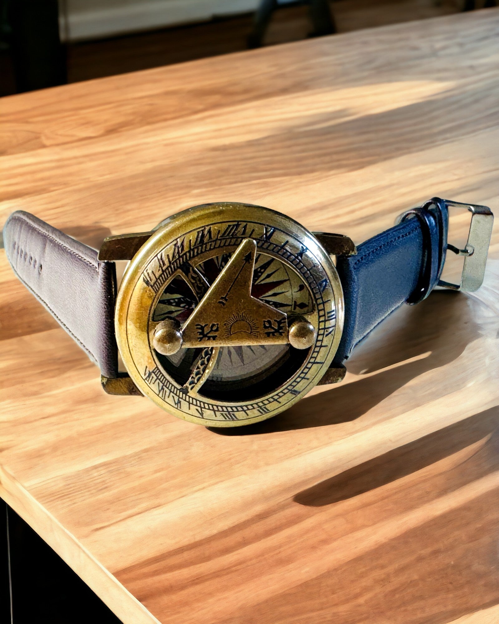 Solur med kompass - Håndlaget, autentisk håndverk, mulighet for gravering