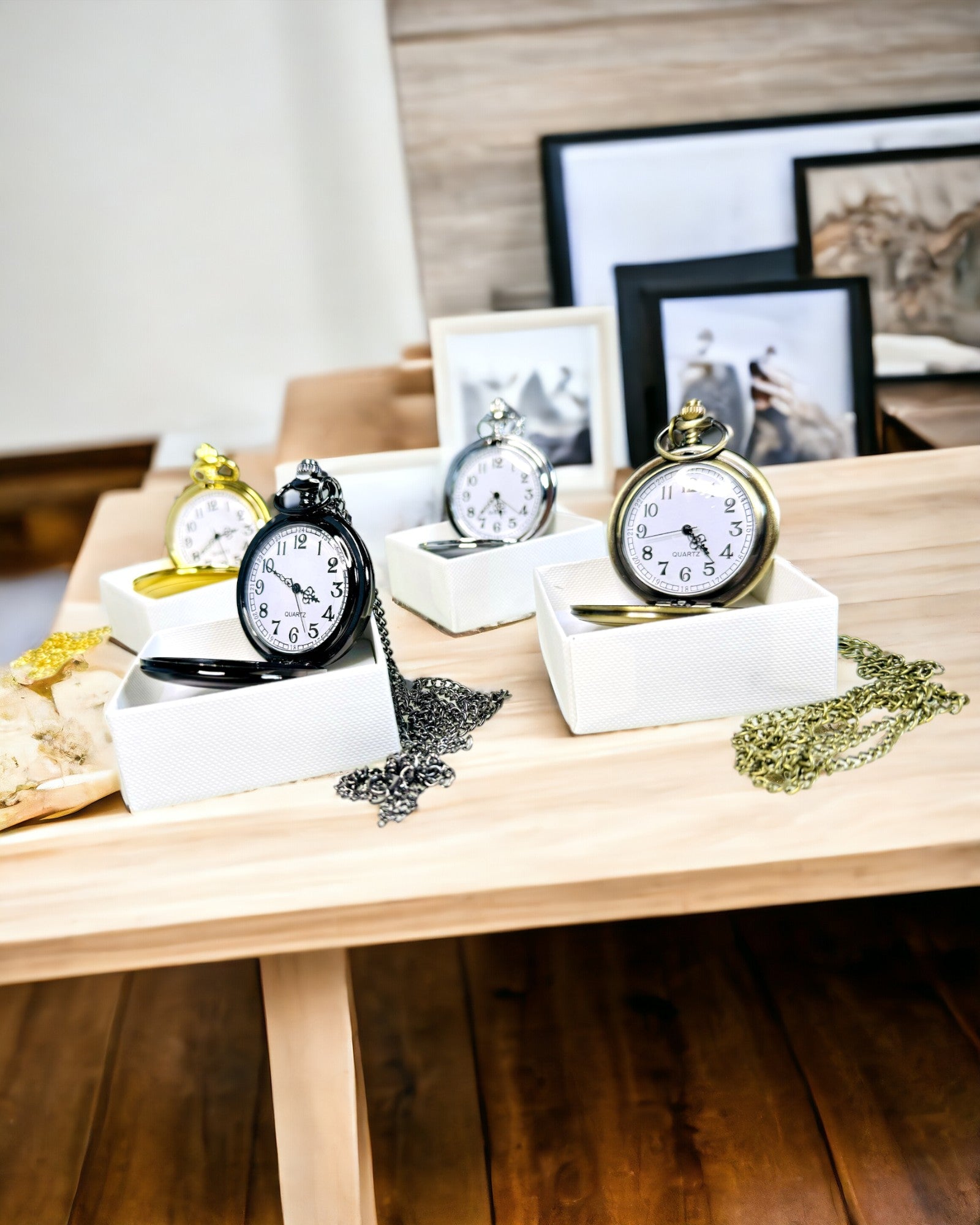 Vintage lommeur med mulighet for personalisering - børstet gull