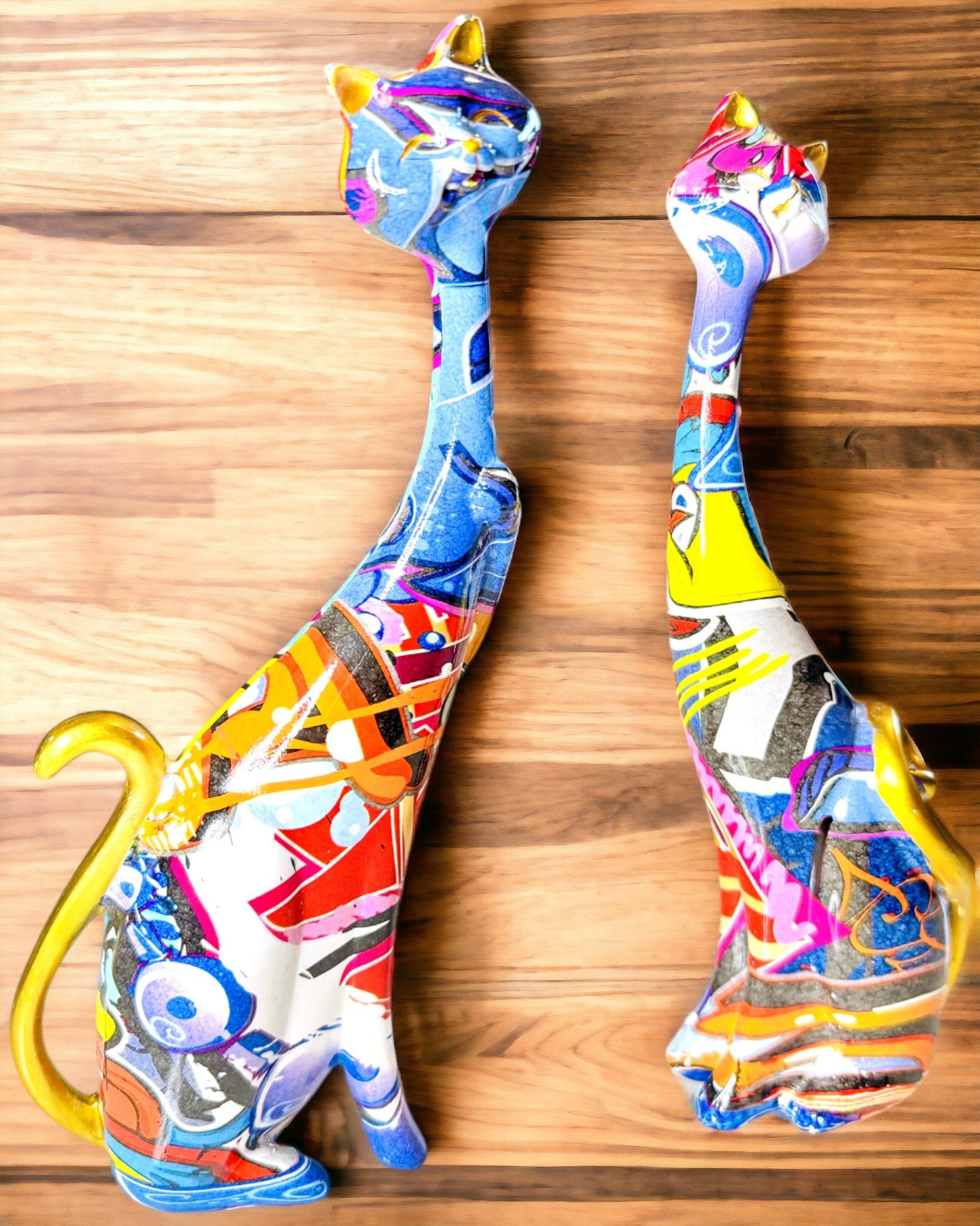 Abstrakte kattefigurer "ArtCats", håndmalt, harpiks – 25 cm, 2 stk.