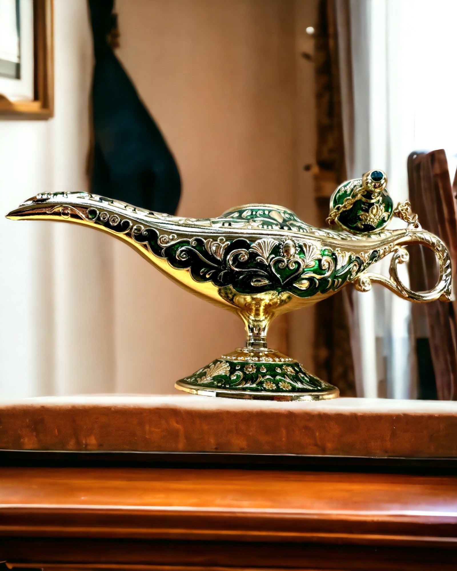 Magisk Aladdins Lampe med Gravering - Variant Mørk Grønn, flettet med gull
