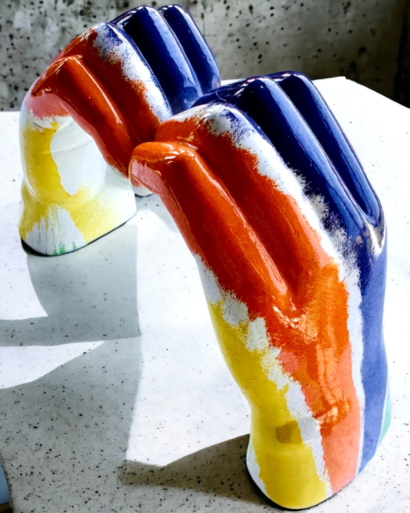 Fargerikt Romlig Hjerte - Dekorativ Figur i Harpiks med mulighet for personalisering, som gave