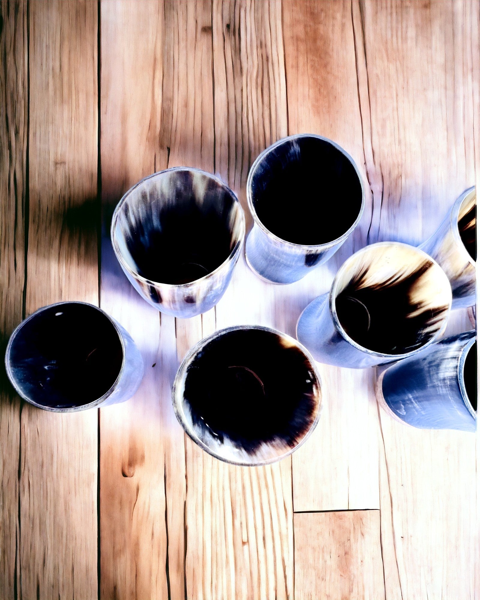 Håndlaget liten kopp med mulighet for gravering, indisk glasskopp, mulighet for personalisering som gave, gravering. Mørk farge