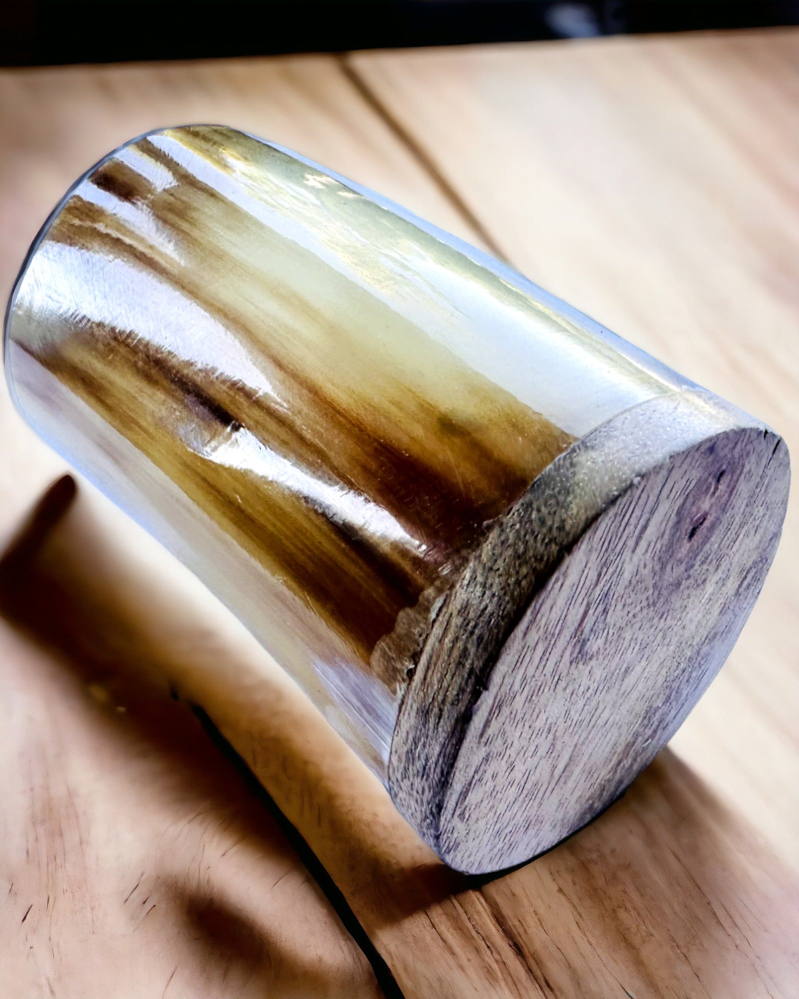 Håndlaget liten kopp med mulighet for gravering, indisk glasskopp, mulighet for personalisering som gave, gravering. Lys farge