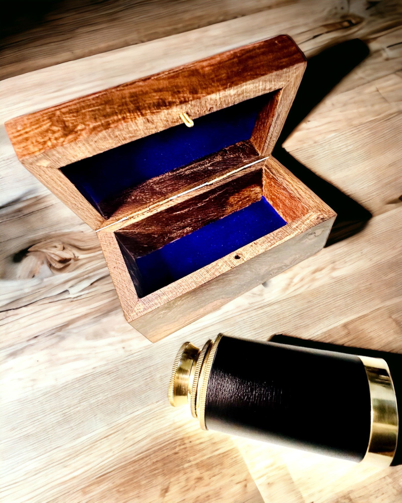 Reisendes Paradis Kikkert – Håndverk - tilpasning med gravering