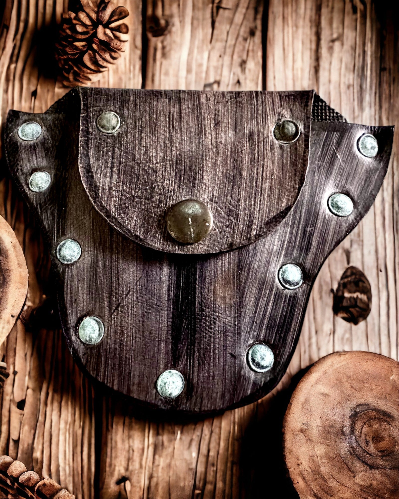 Skogsnissens Skjulte Lomme - Håndlaget Liten Skinnpose