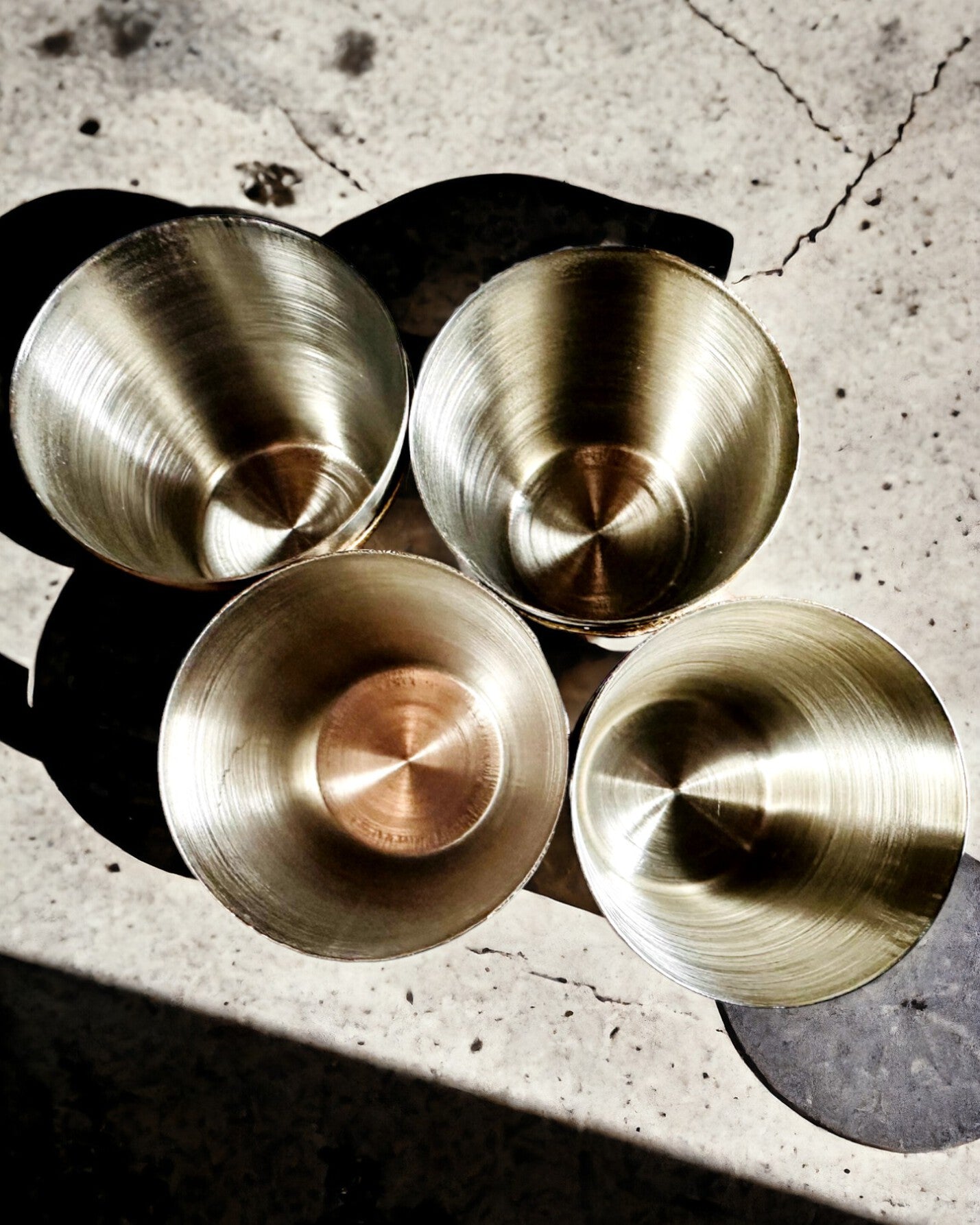 Drewnesett "Piersiówka Elegance" med mulighet for personlig gravering