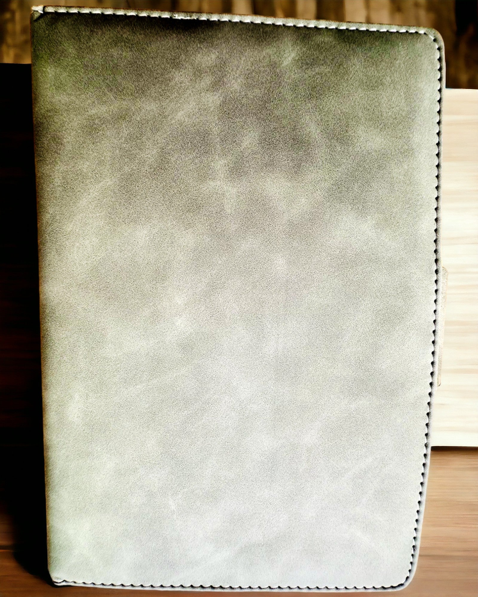 Eksklusiv Notatbok, PU-skinn, A5 med Kodelås - "Secret Journal", personalisering med gravering