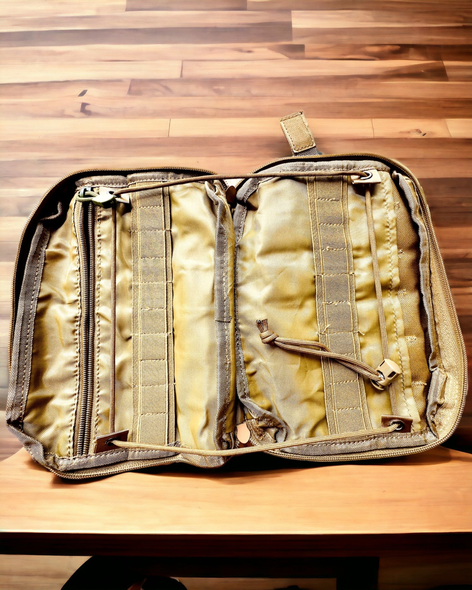 Taktisk reisemappe - MOLLE "Militaris" - 26 cm x 5,5 cm x 19 cm