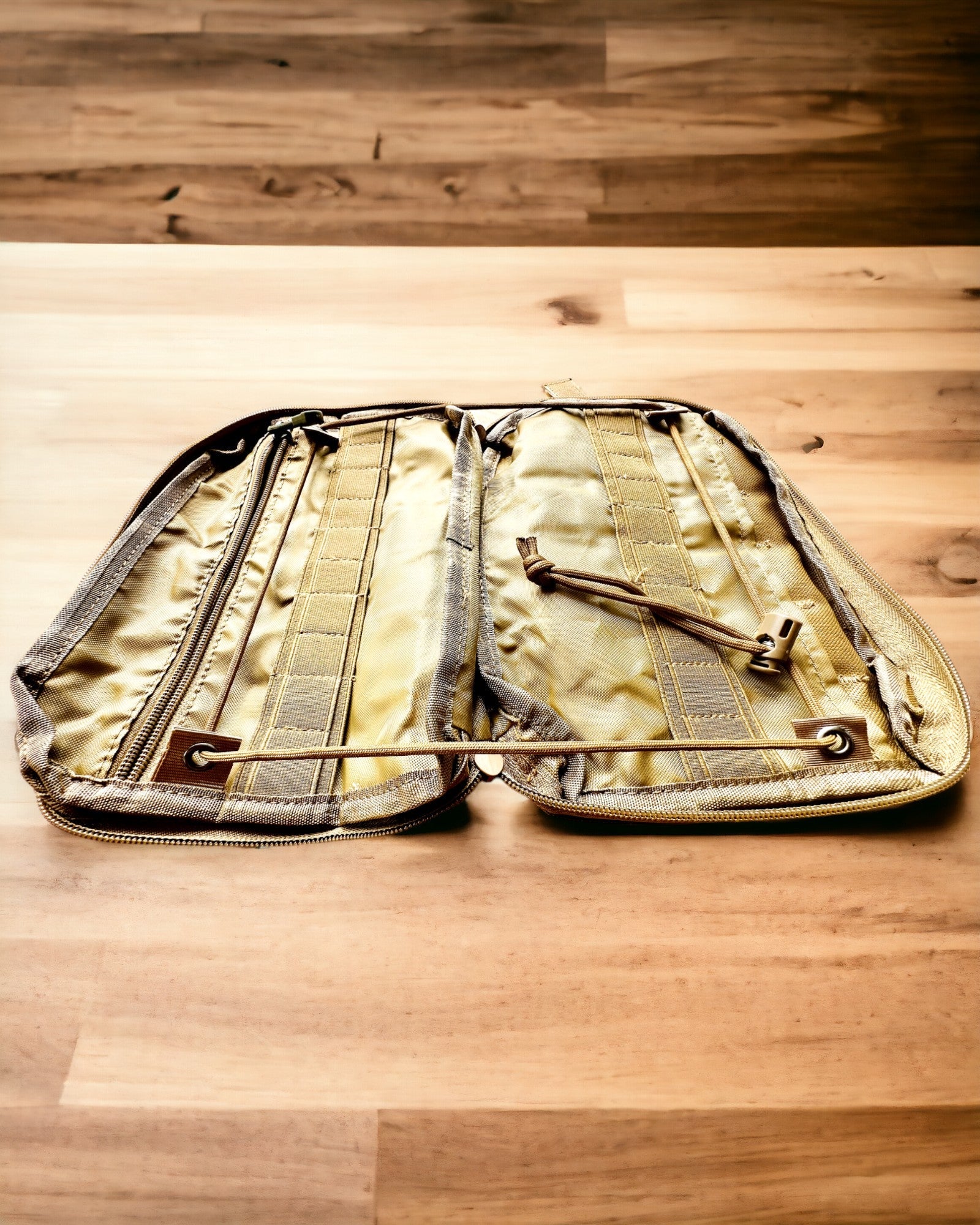 Taktisk reisemappe - MOLLE "Militaris" - 26 cm x 5,5 cm x 19 cm