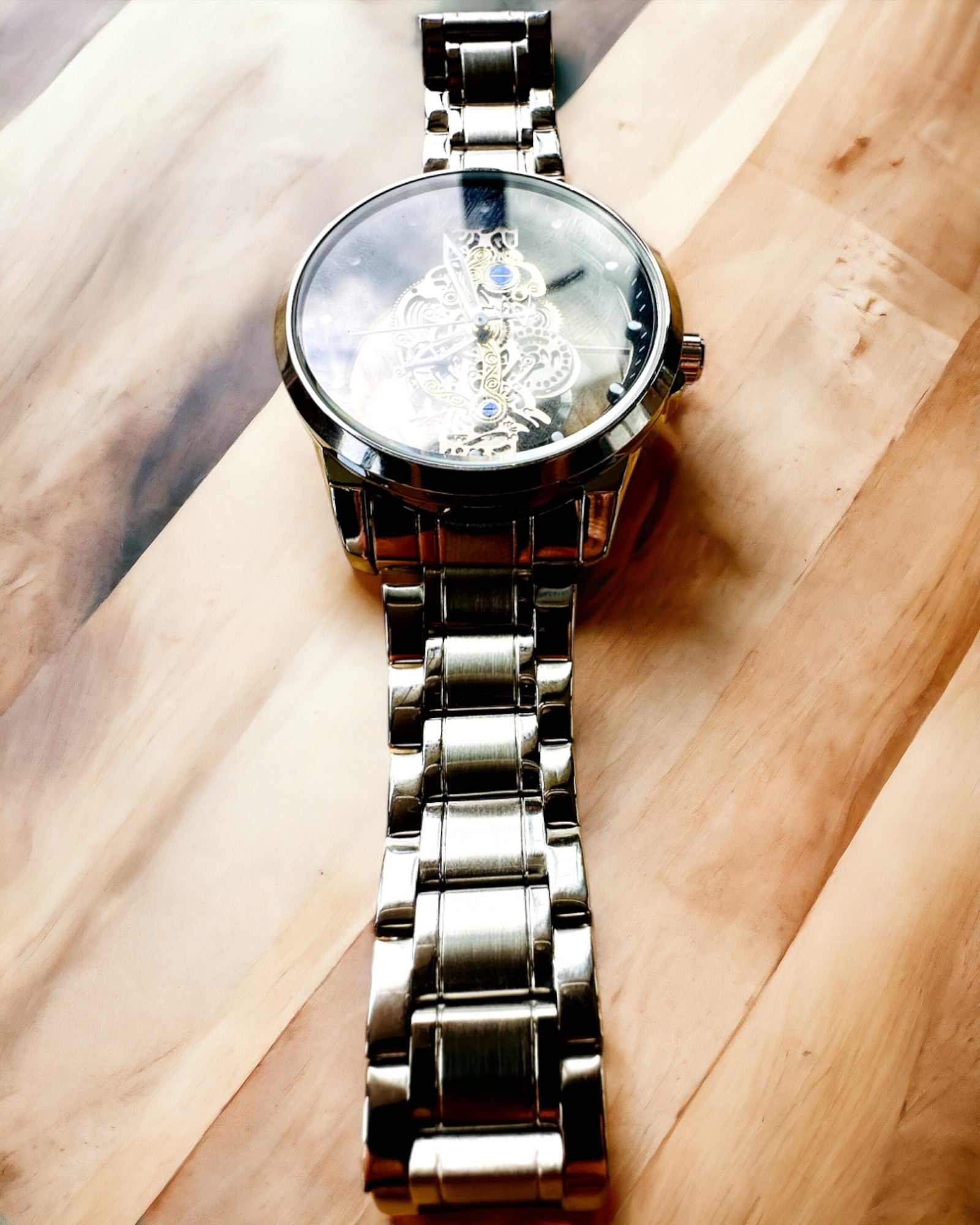 Elegant herreklokke KIMSDUN Prestige Transparent Mekanisme og Sporty Eleganse, mulighet for personlig gravering