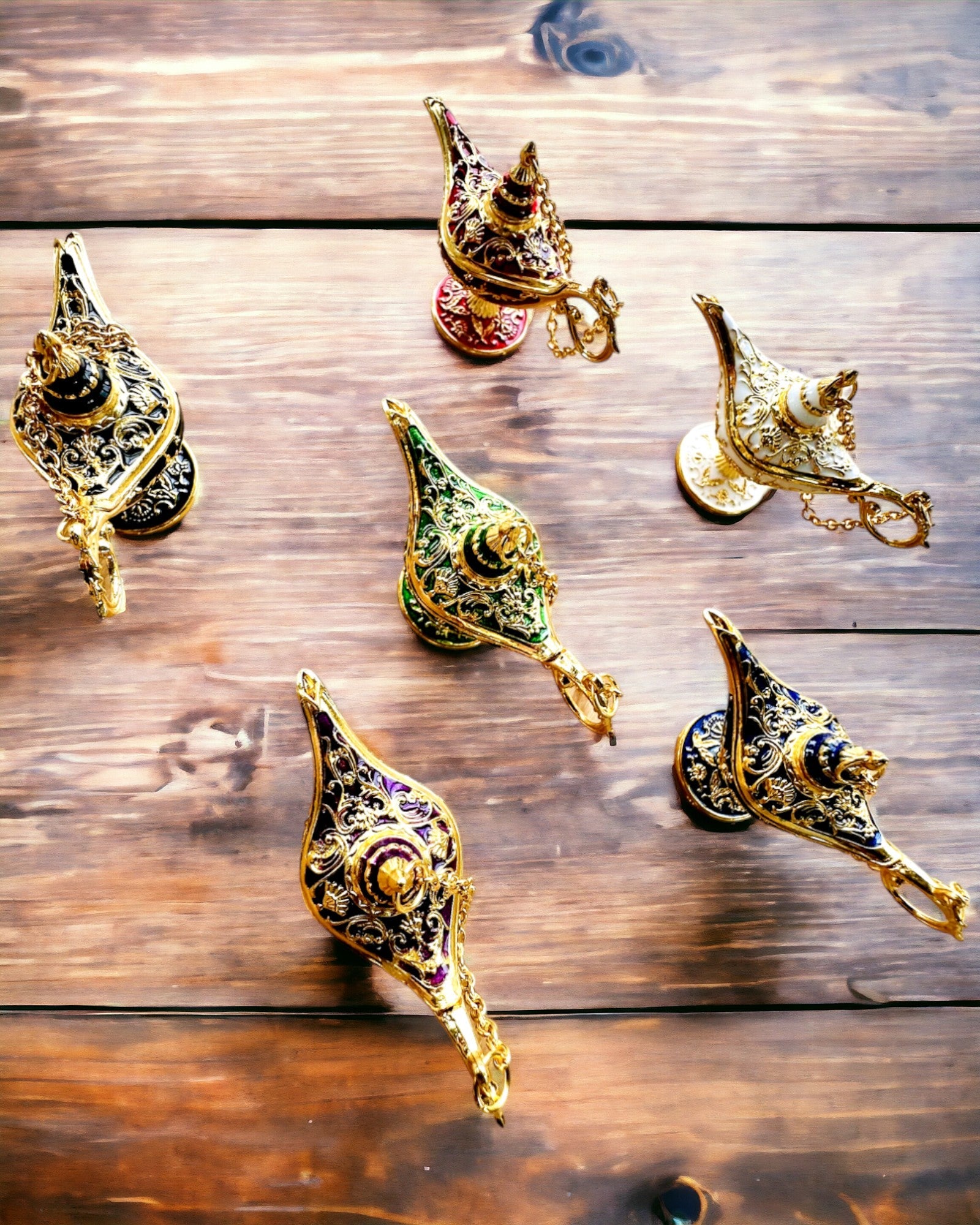 Liten 4 cm Magisk Aladdins Lampe, nøkkelring, 6 fargevarianter - Fortryllede Minner, personalisering med gravering