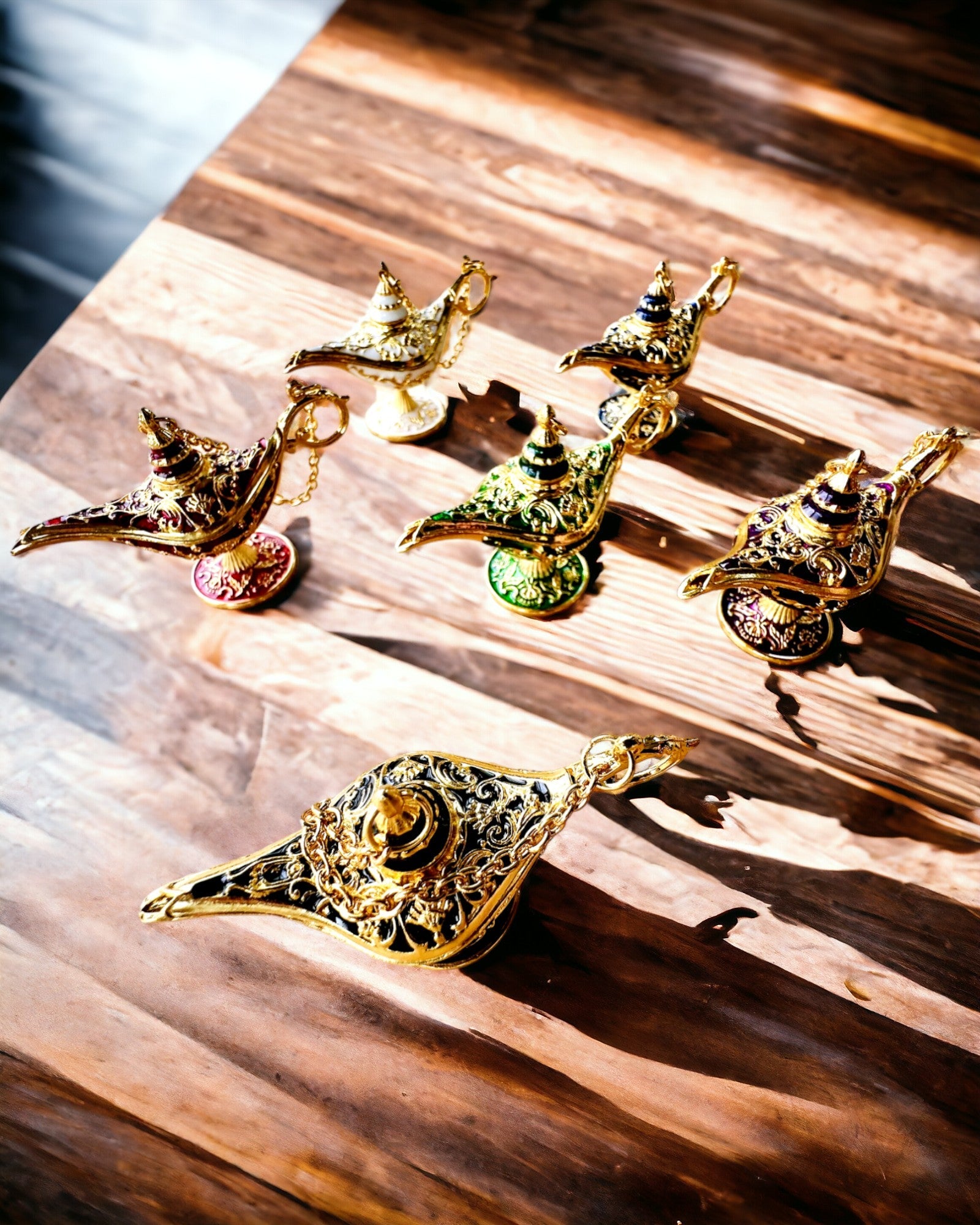 Liten 4 cm Magisk Aladdins Lampe, nøkkelring, 6 fargevarianter - Fortryllede Minner, personalisering med gravering