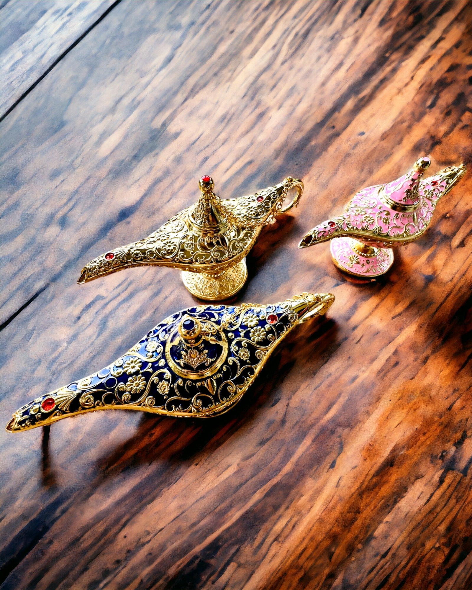 Magisk Aladdins Lampe med Gravering - Rosa Variant, flettet med gull