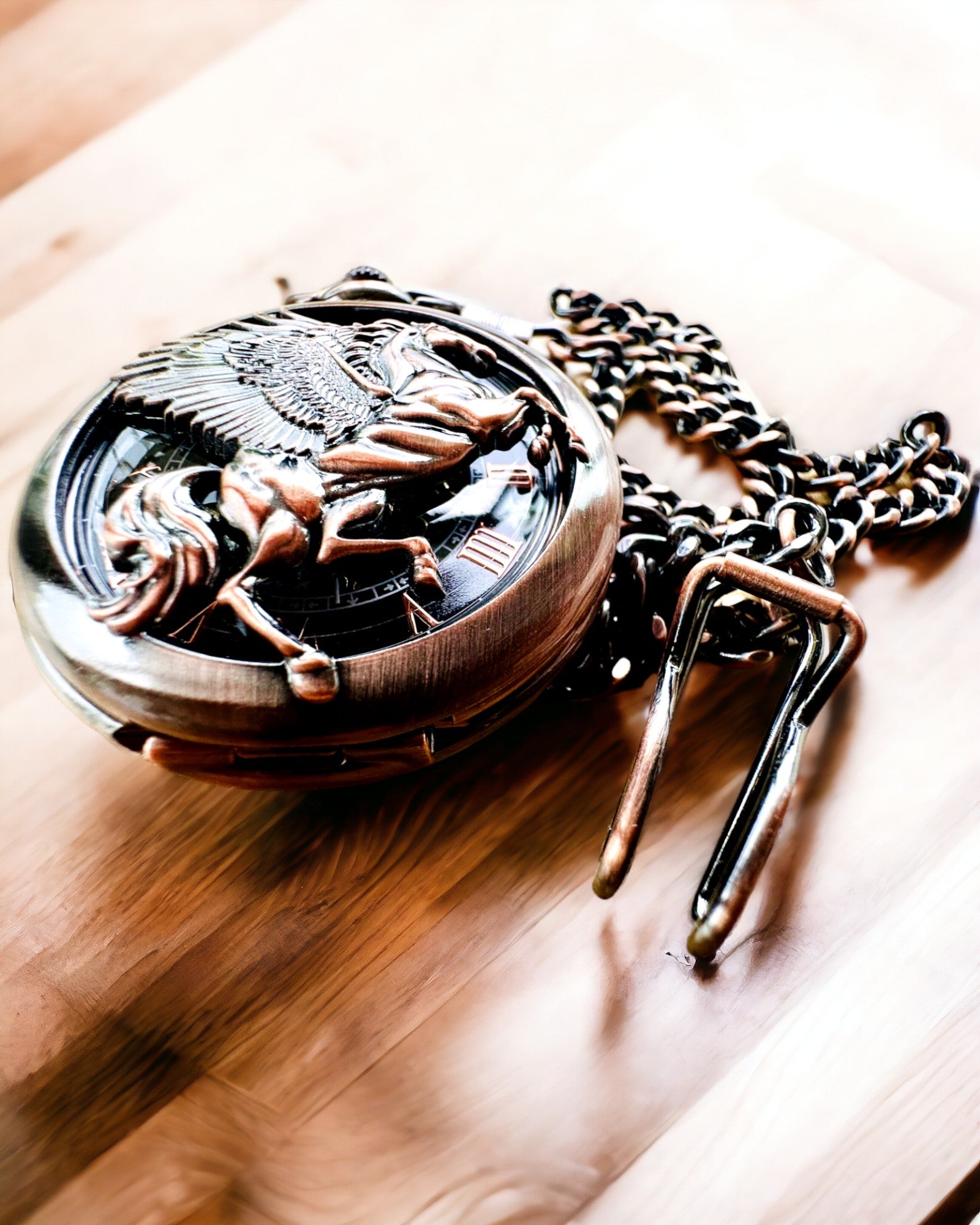 Lommeur "Equus Tempus" - Farge: Brun, Rosegull med Hestemotiv, mulighet for personlig gravering