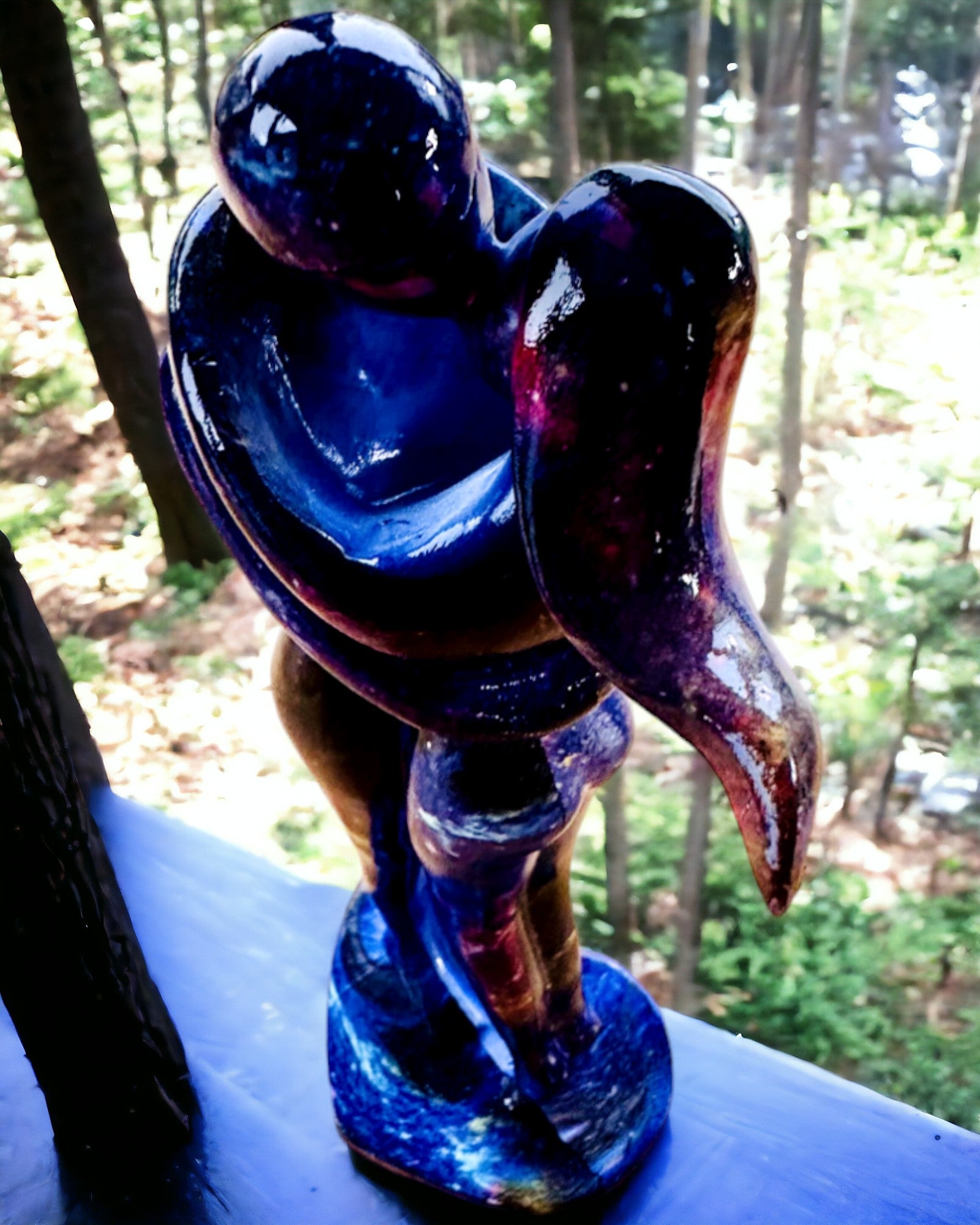 Kosmisk Klem - Figurin i Harpiks med Gravering Alternativ