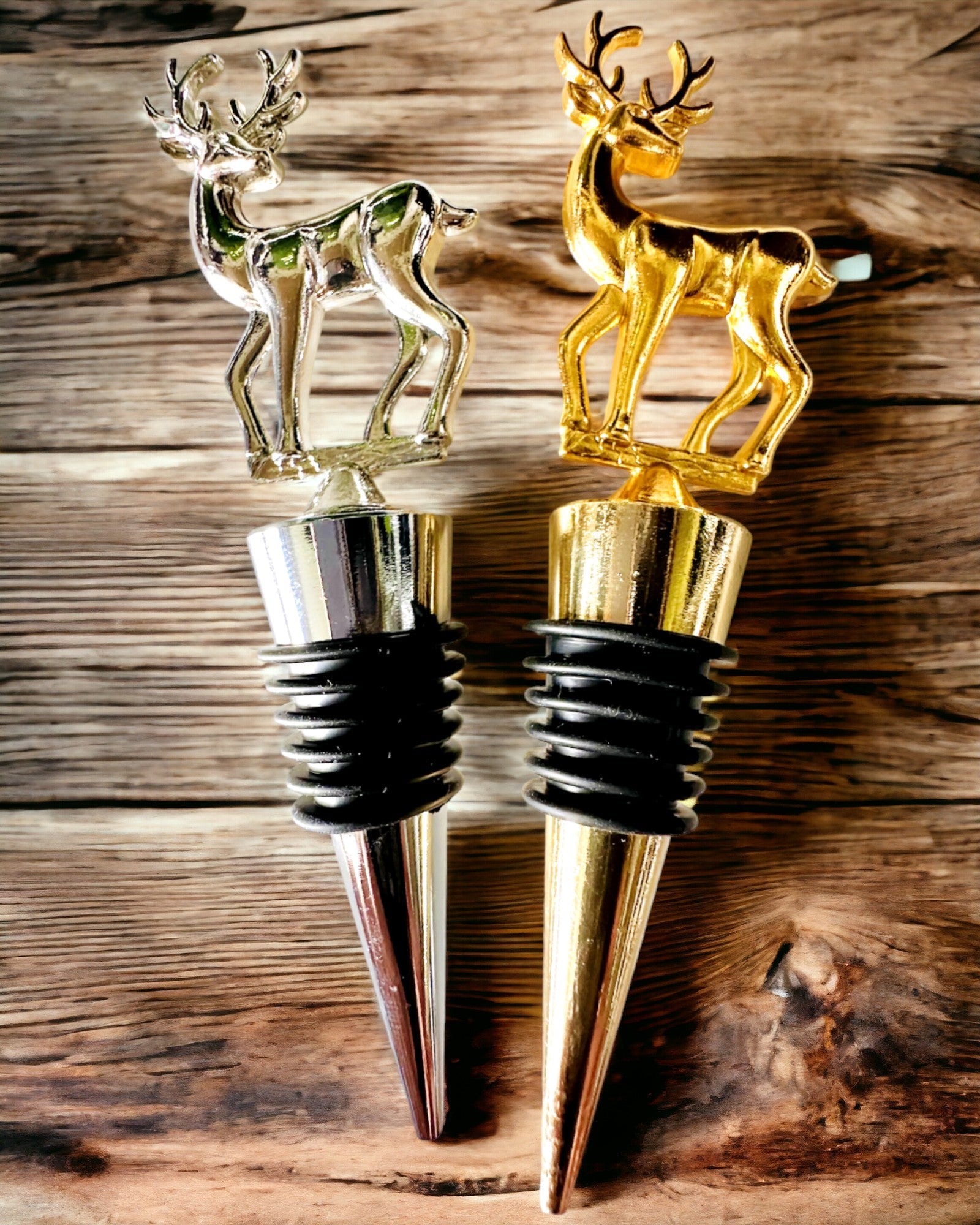 Eksklusiv Metall Vinpropp med Hjort - Elegant og Funksjonell, mulighet for personlig gravering