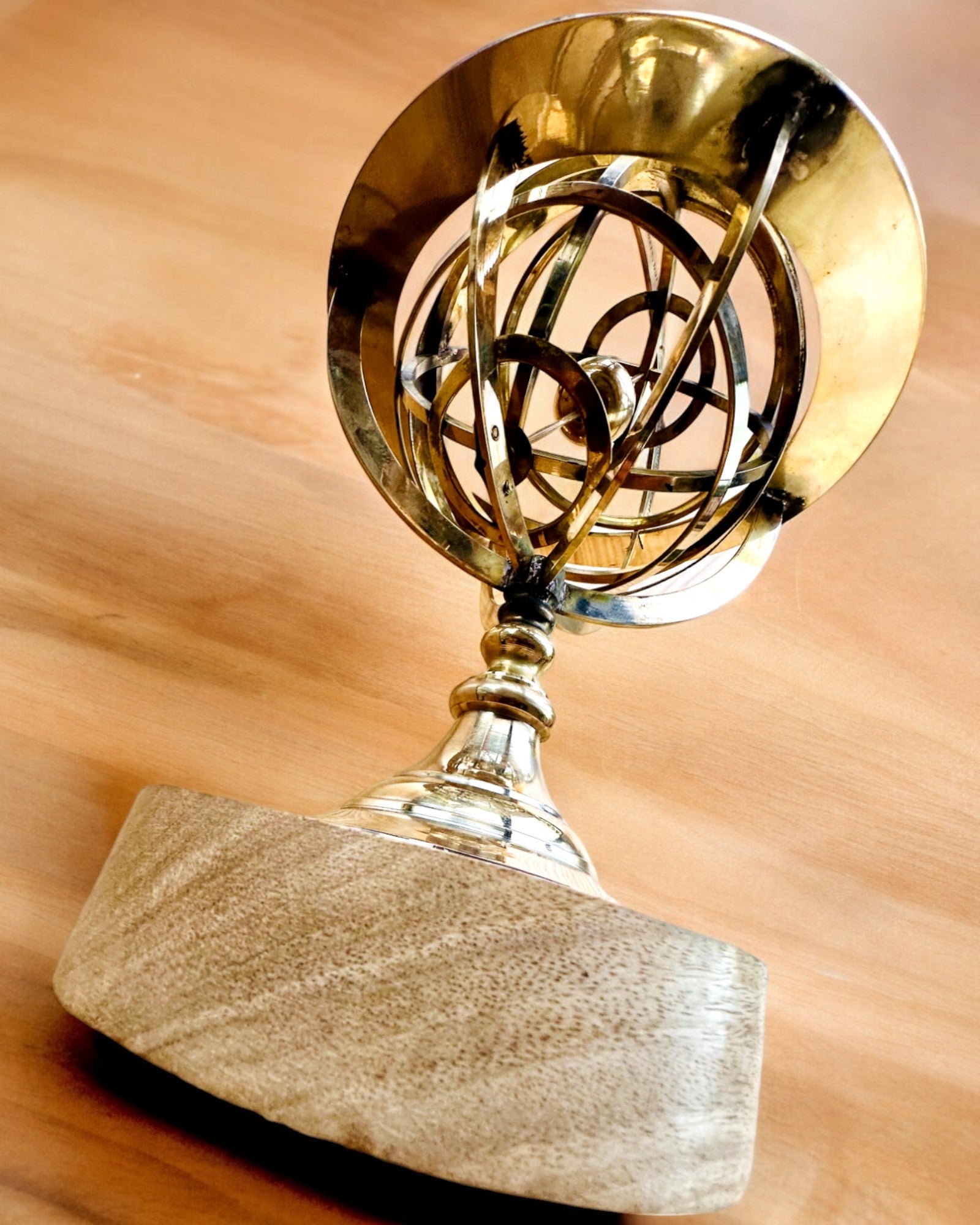 Astrolabium Artis - Håndlaget med Gravering Alternativ, kontordekorasjon, premium