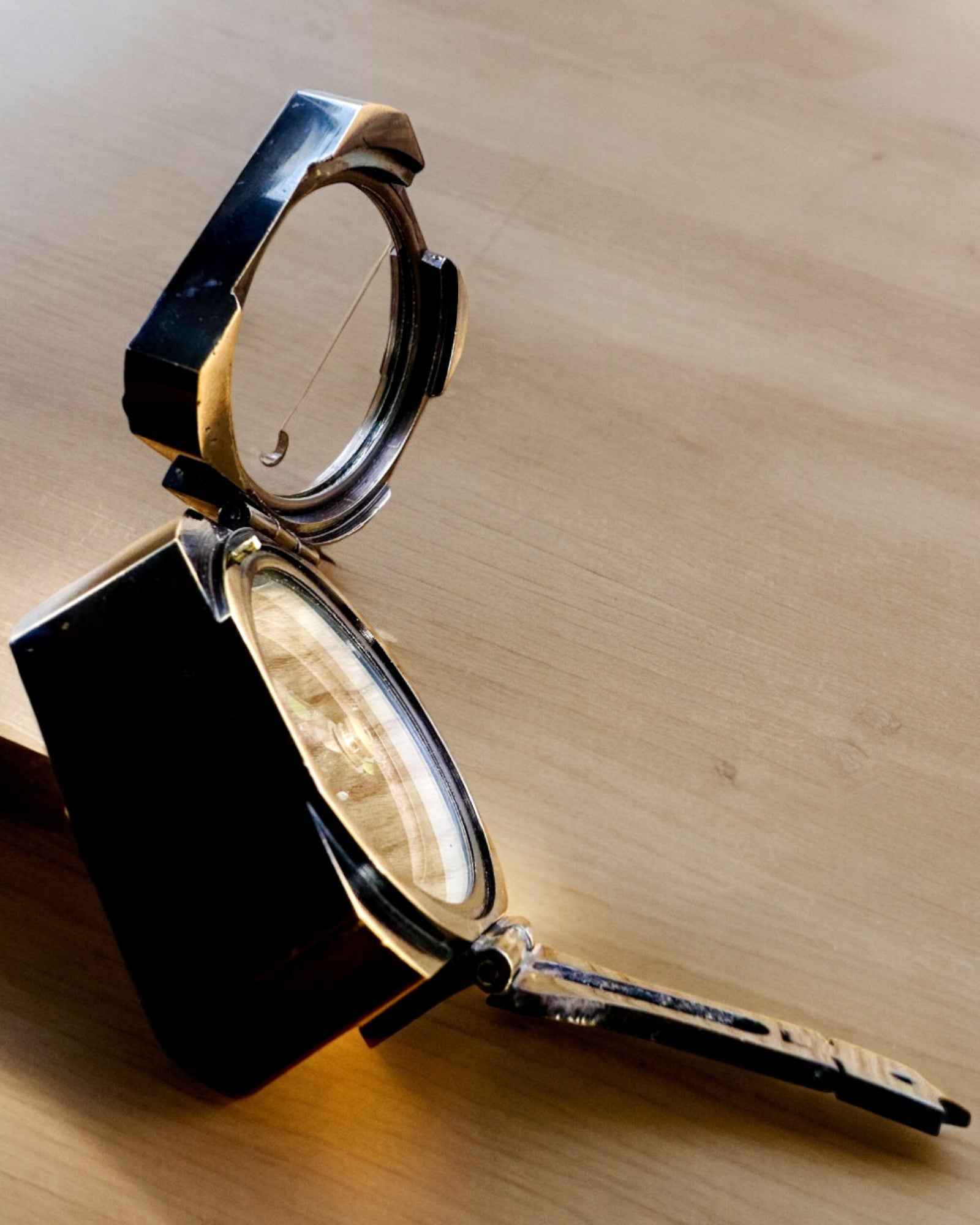 Solid, premium kapteinskompass "Navigator" - med mulighet for personlig gravering