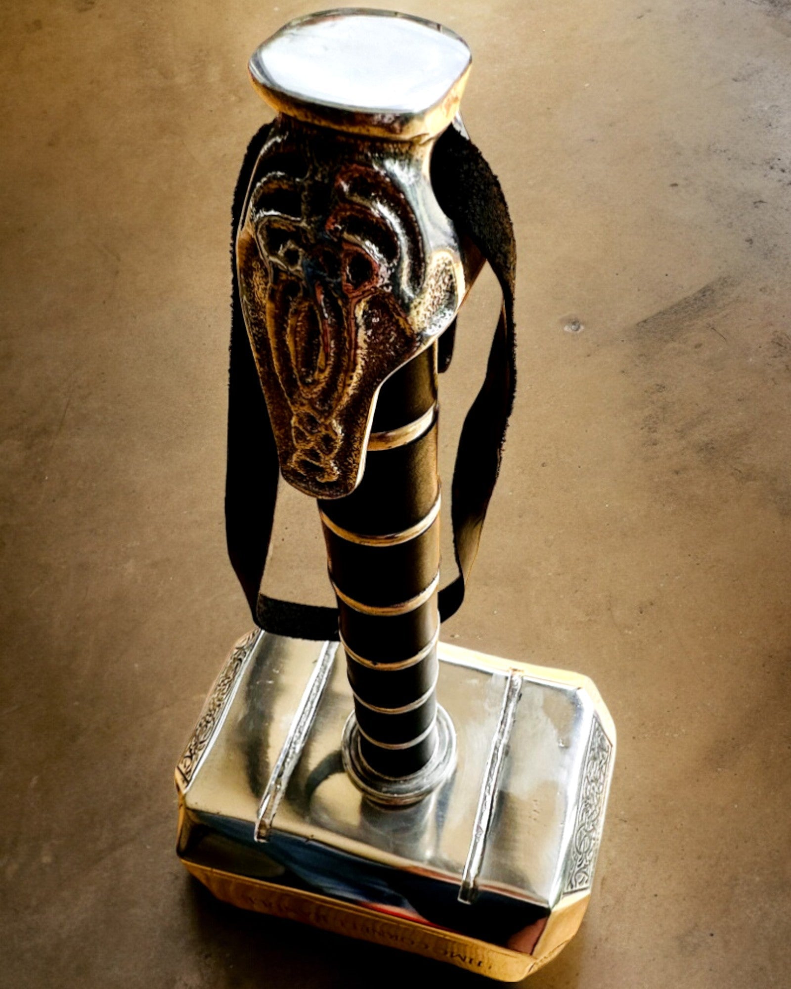 Mjølner "Chief" - Håndlaget håndverks-hammer, personalisering med gravering som gave