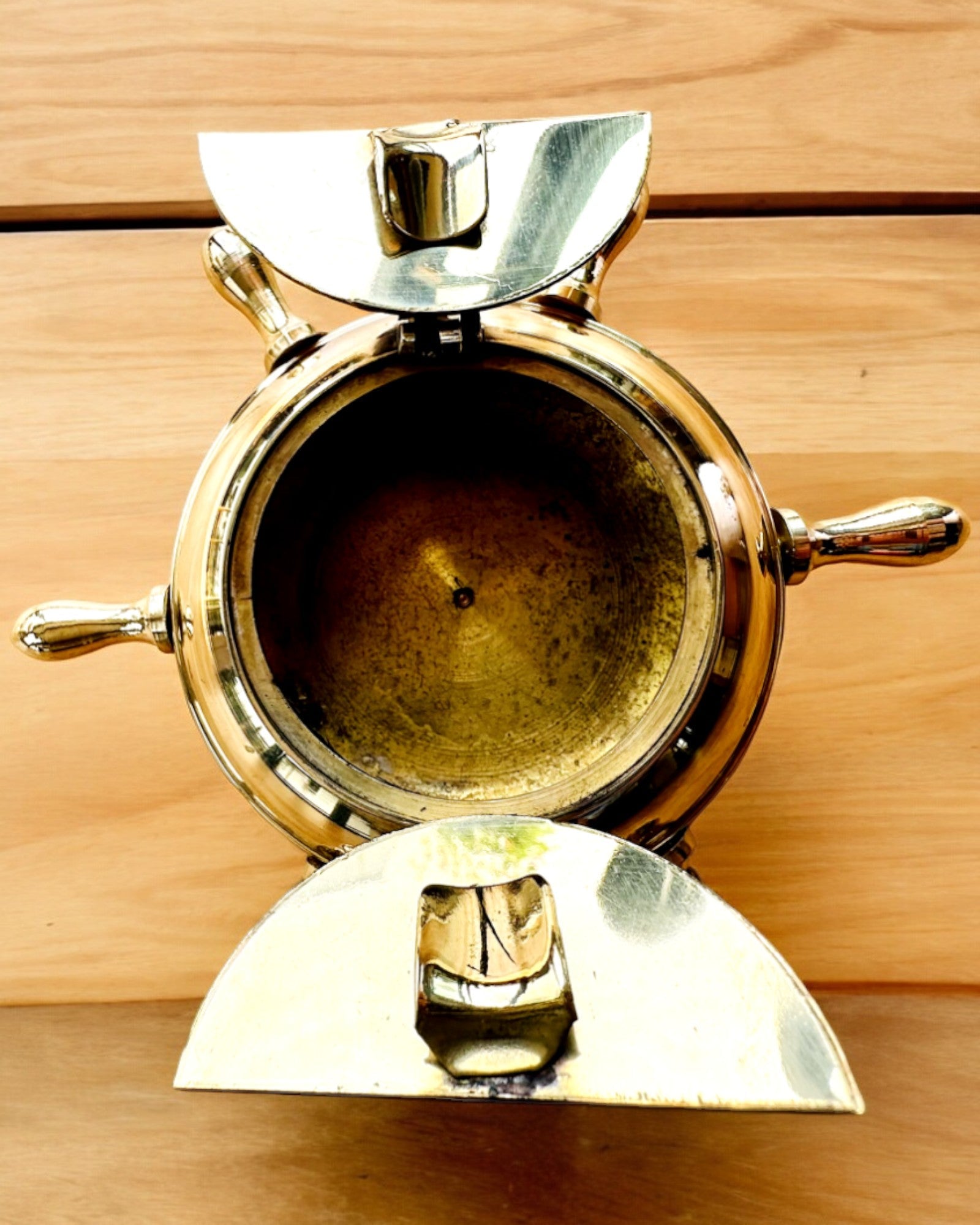 Messing Kapteinsaskebeger - mulighet for personlig tilpasning som gave med gravering, håndlaget