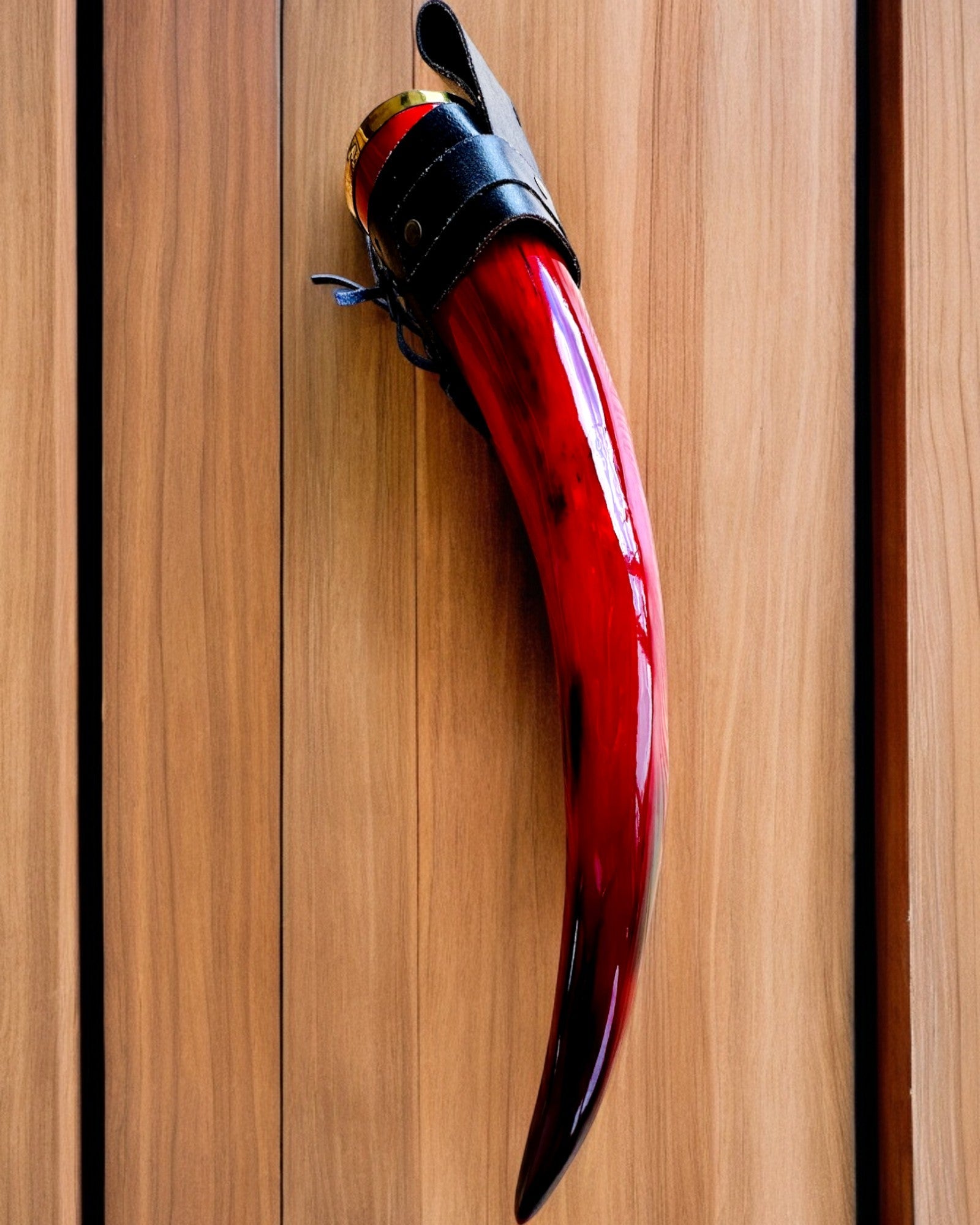 Krigers hornkrus - Rød - med mulighet for personlig gravering