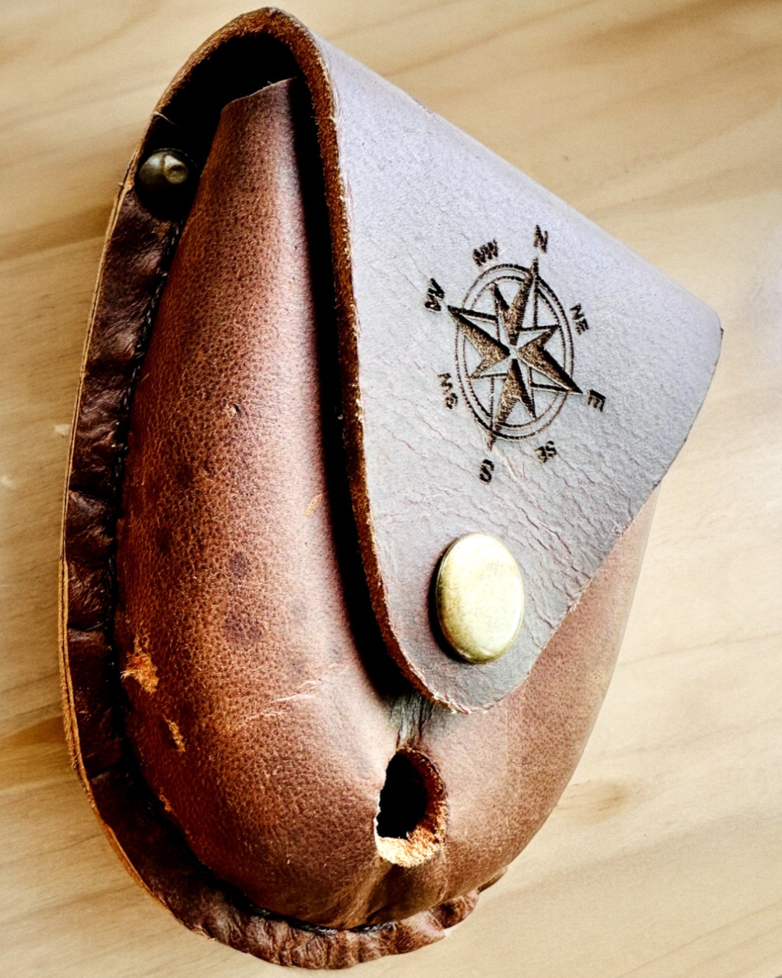 Lærveske "Odkrywca" - for kompakt kompass eller lommeur - mulighet for personlig gravering