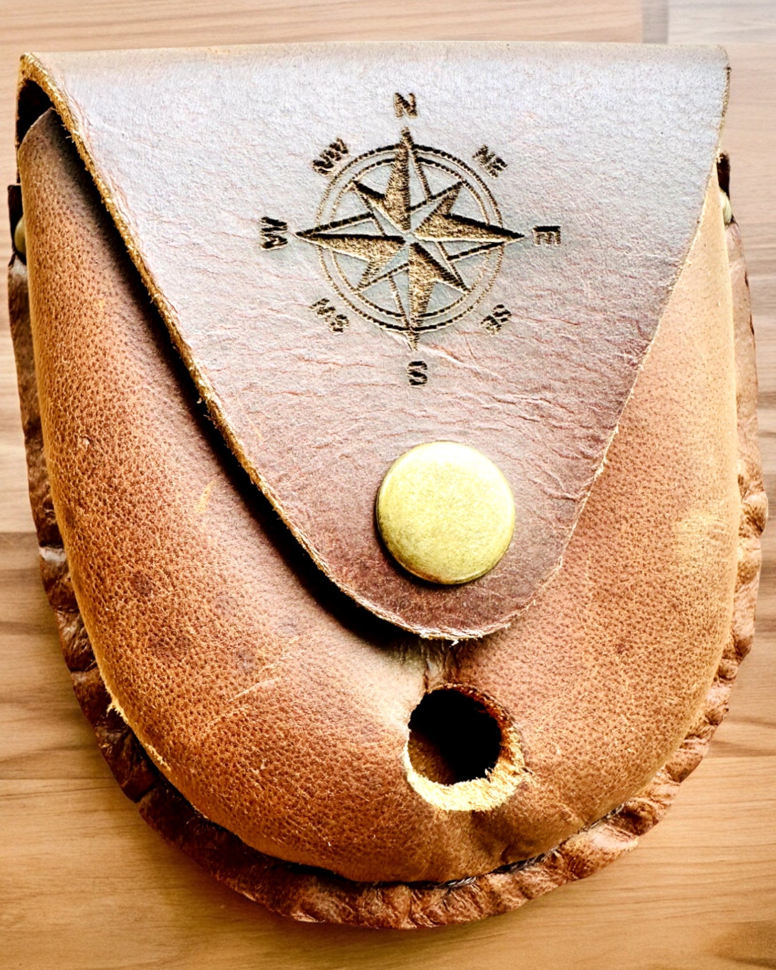 Lærveske "Odkrywca" - for kompakt kompass eller lommeur - mulighet for personlig gravering