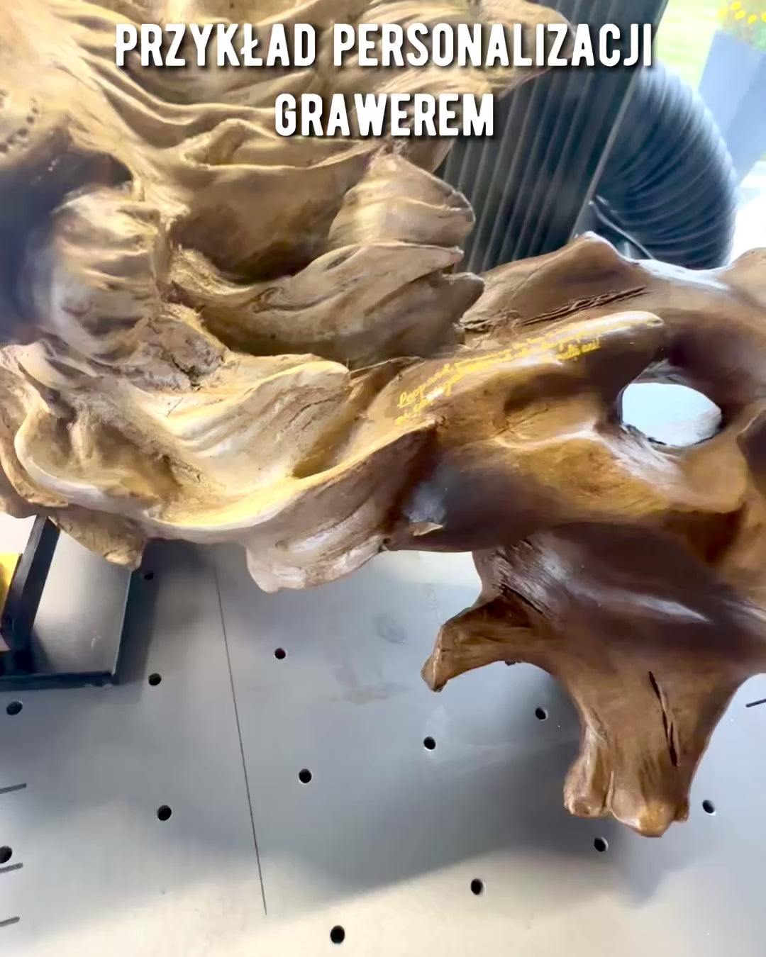 "Wilczy Duch" – Dekorativ Figur med mulighet for personlig gravering, som gave