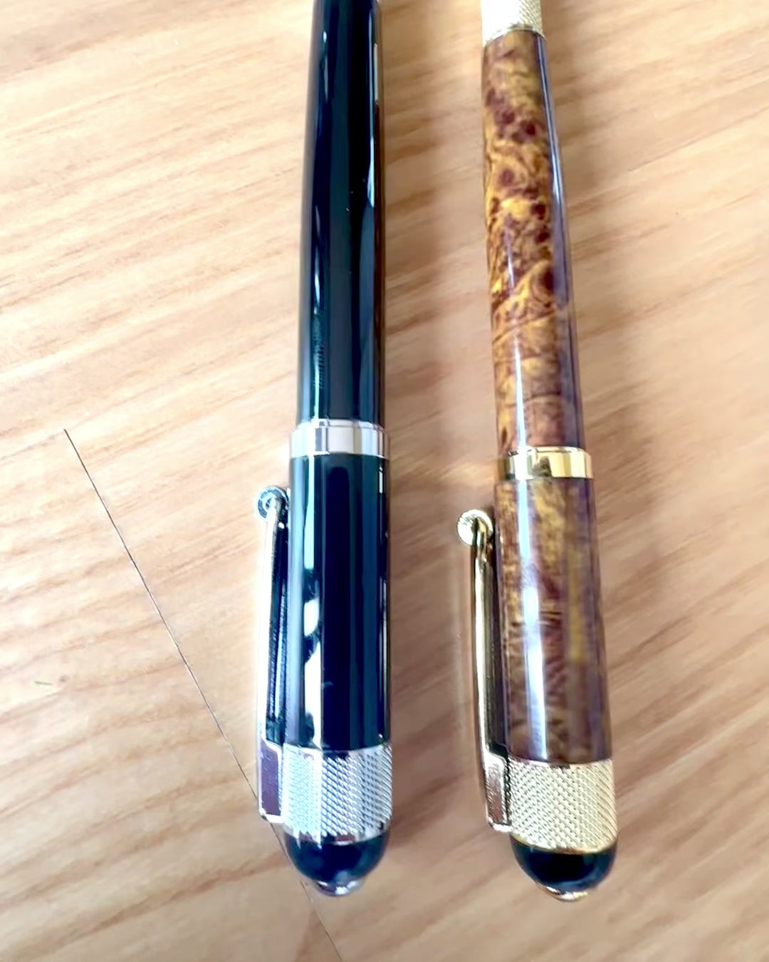 Elegant "Majestic" penn med mulighet for personalisering som gave, 2 fargevarianter å velge mellom
