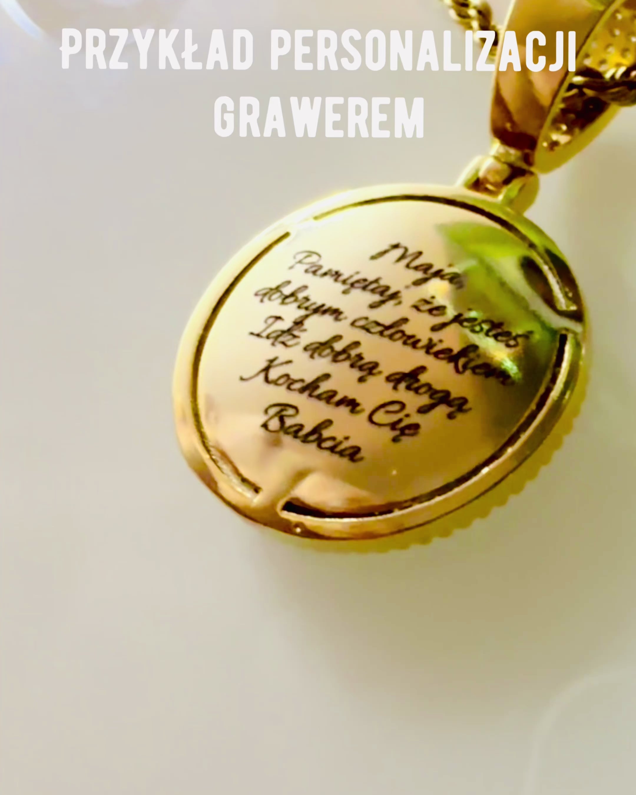 Glamour-stil Kompass Anheng Halskjede med Zirkonia for Kvinner og Menn - 2 varianter å velge mellom, personalisering med gravering som gave