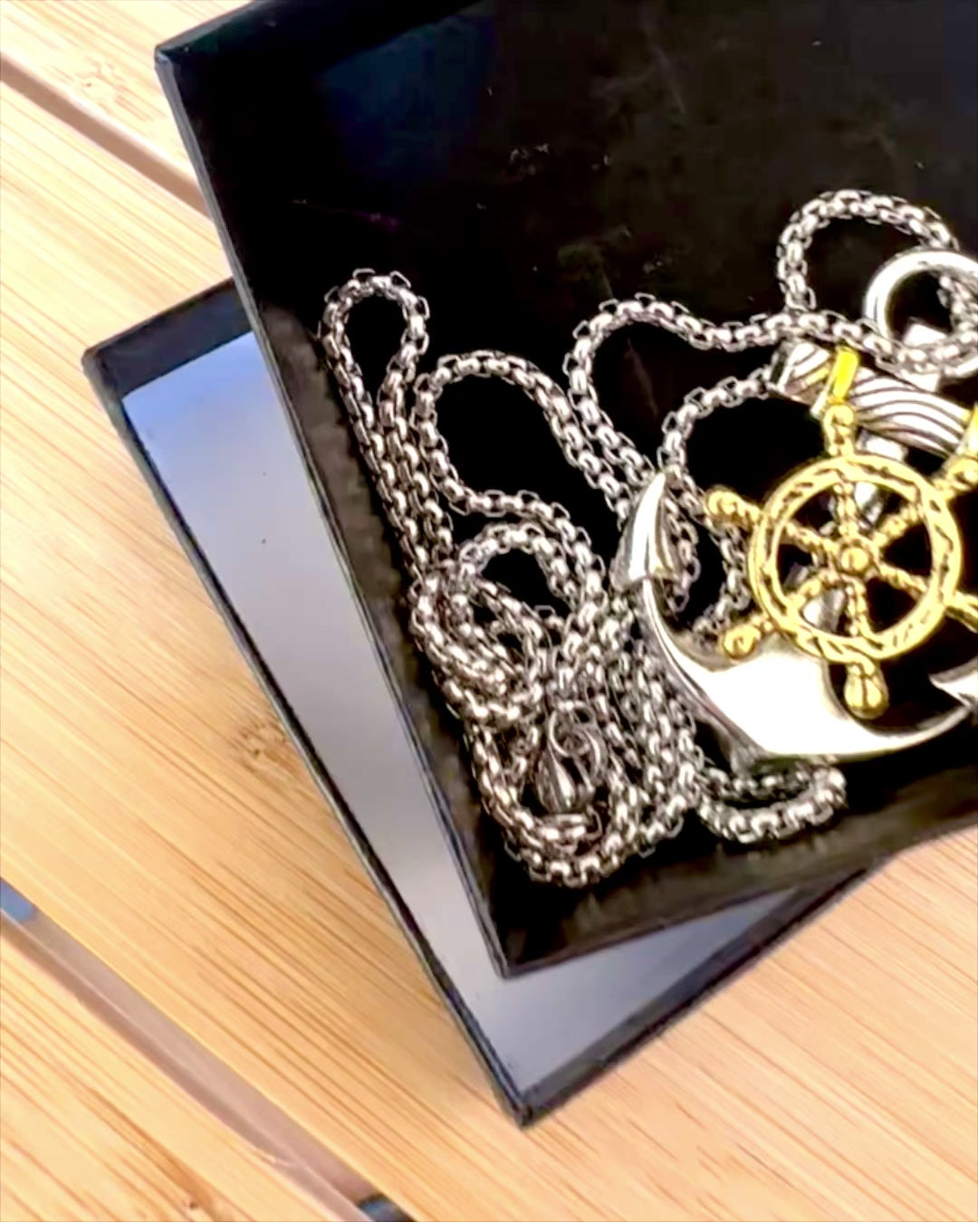 Amulett Sjøanker Kaptein, halskjede med gravering som gave