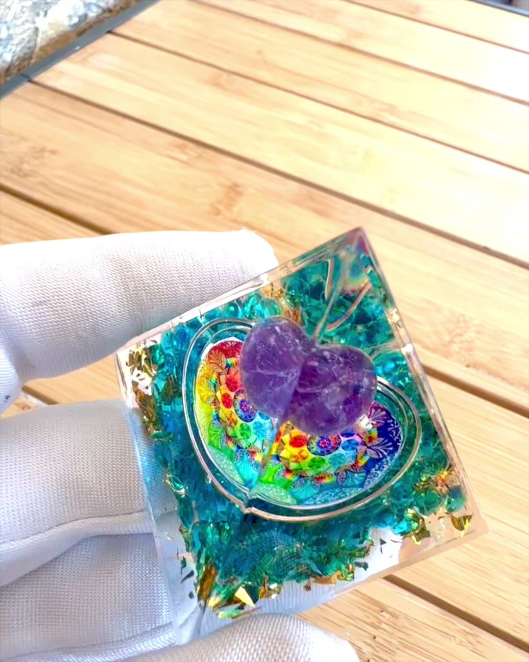 Orgonitt energipyramide "Mystic Aura"