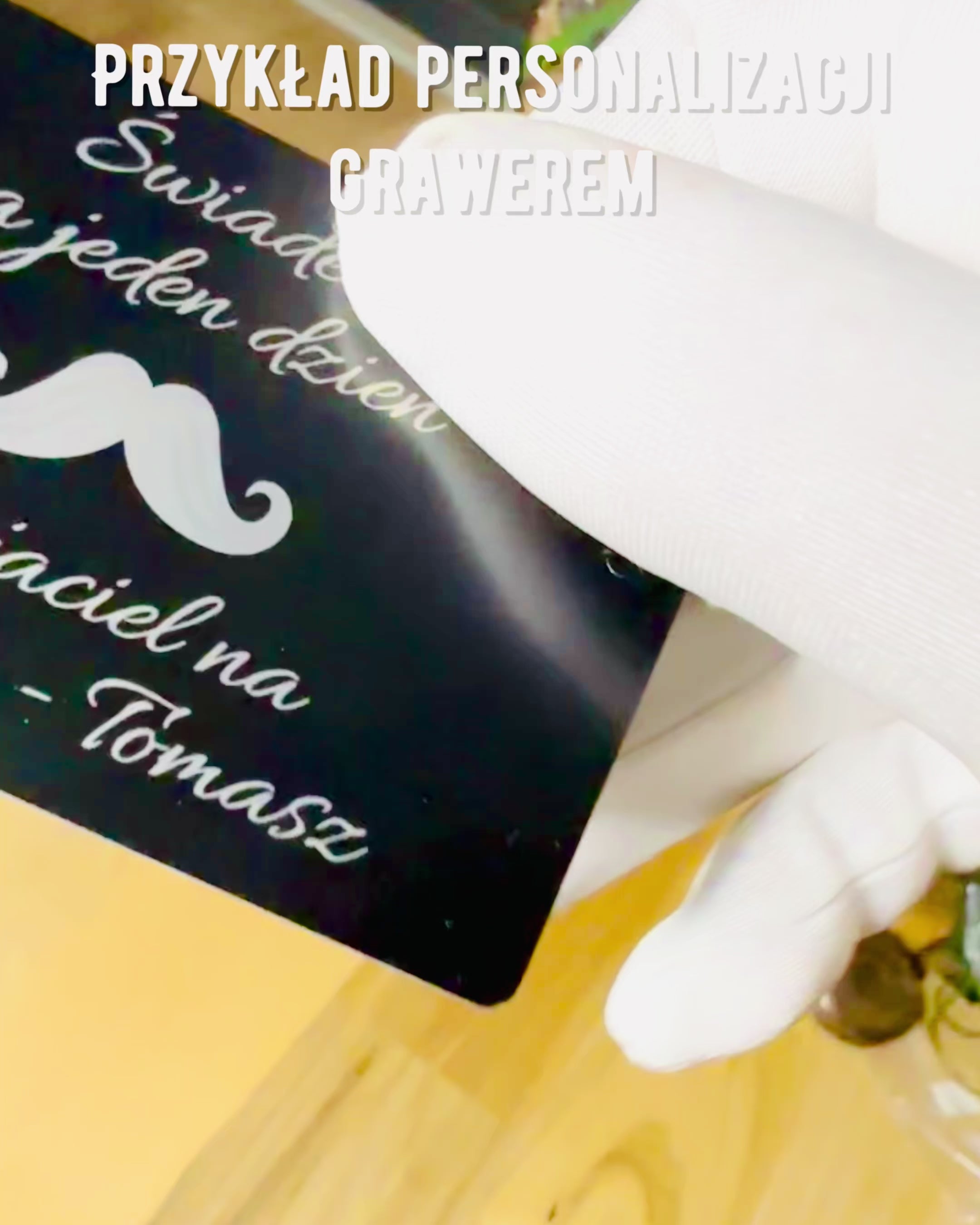 Eksklusivt Svart Metall Visittkort med Mulighet for Personalisering – Ideell som Gave