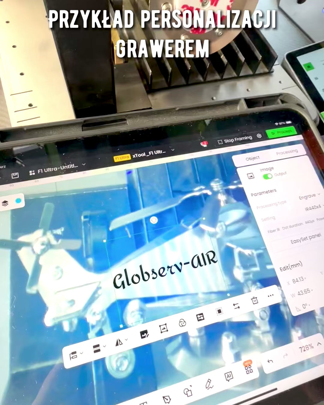 Metallmodell av helikopter "SkyRider" – Justerbart skrivebordsstativ med personlig gravering som gave