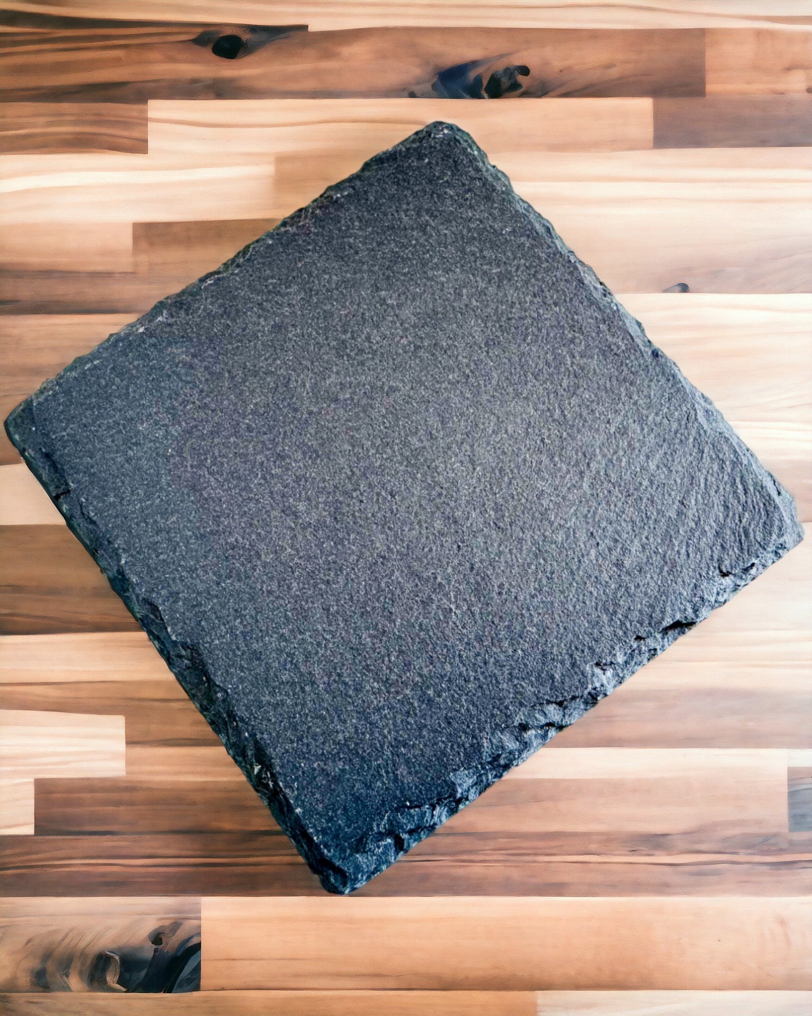 Underlag for kaffe, te av naturlig stein med personlig gravering – Kvadrat, sirkel, sekskant, 10 cm