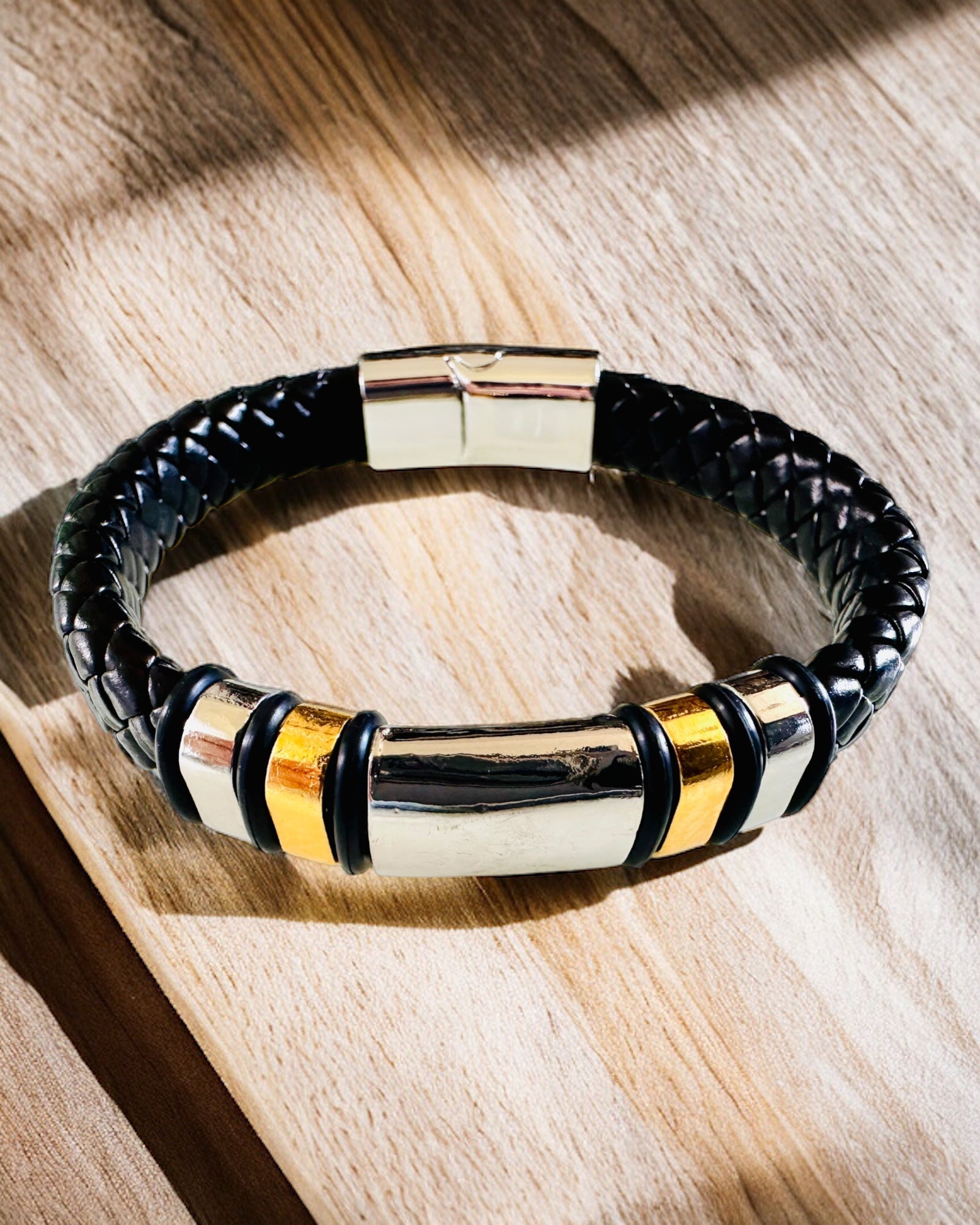 Moderne Hip Hop Armbånd for Menn med Tilpasset Gravering og Magnetisk Lås – Velg Stil med Sølv- eller Gullaksenter, 22cm PU Skinn