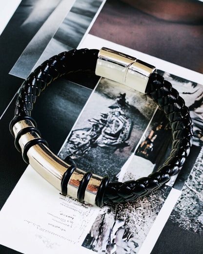 Moderne Hip Hop Armbånd for Menn med Tilpasset Gravering og Magnetisk Lås – Velg Stil med Sølv- eller Gullaksenter, 22cm PU Skinn