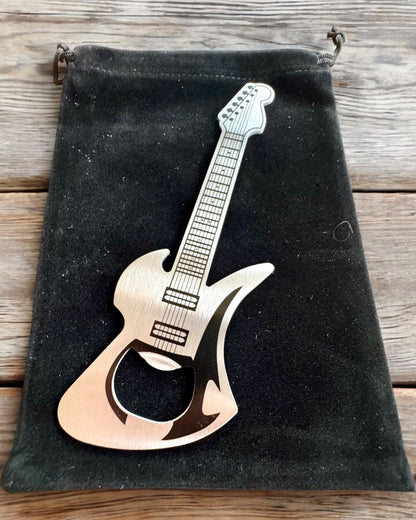 Flaskeåpner Gitar Rock'n'Open, 2 varianter, personalisering med gravering som gave