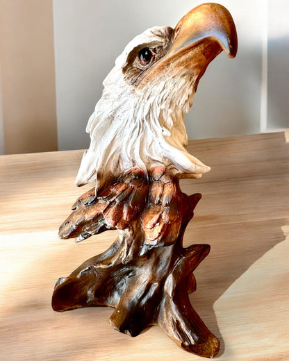 "Orzeł Wolności" - Skulptur i Harpiks med Mulighet for Gravering som Gave 26,5 cm høy