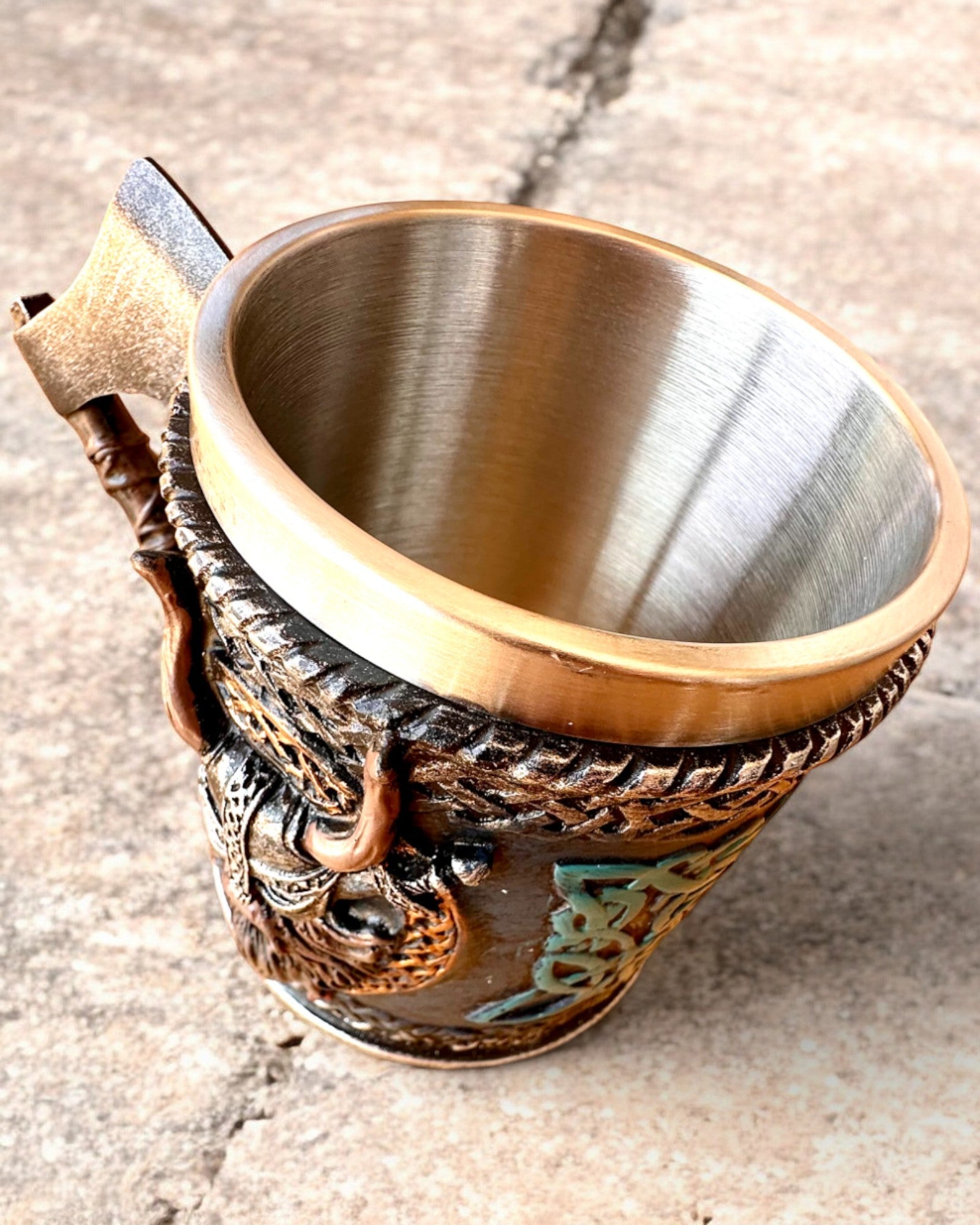 Vikingkopp Ragnar's Horn - med Gravering Alternativ for gave, 250 ml