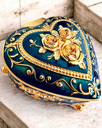 Smykkeskrin "Royal Elegance" - med gravering som gave, 3 varianter å velge mellom