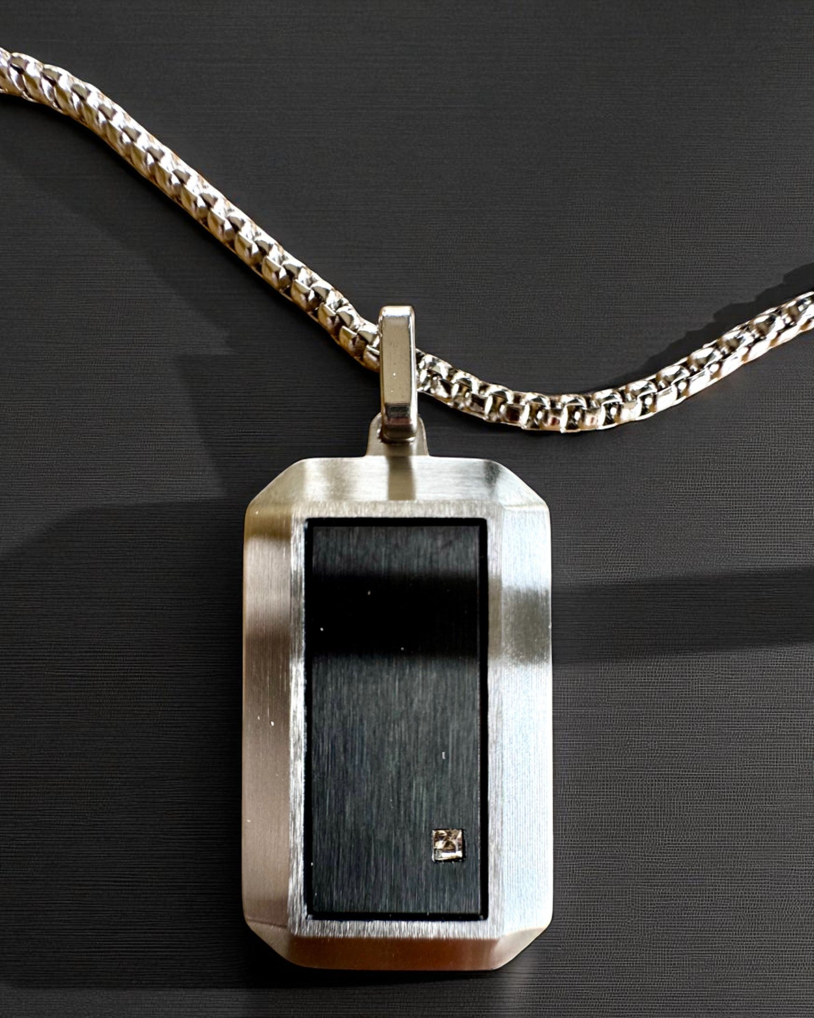 Herrekjede Elegant Styrke - personalisering med gravering som gave