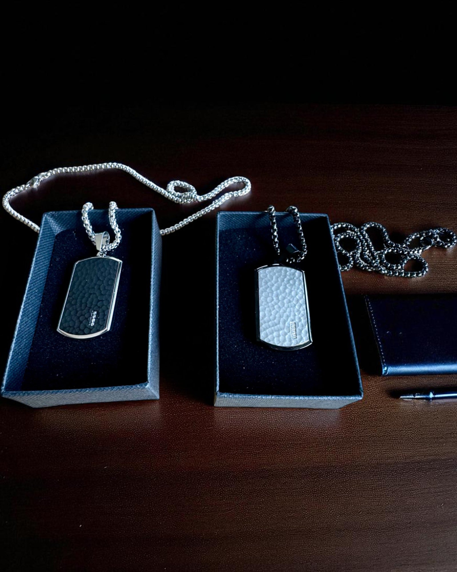 Herrekjede Elegant Styrke - personalisering med gravering som gave