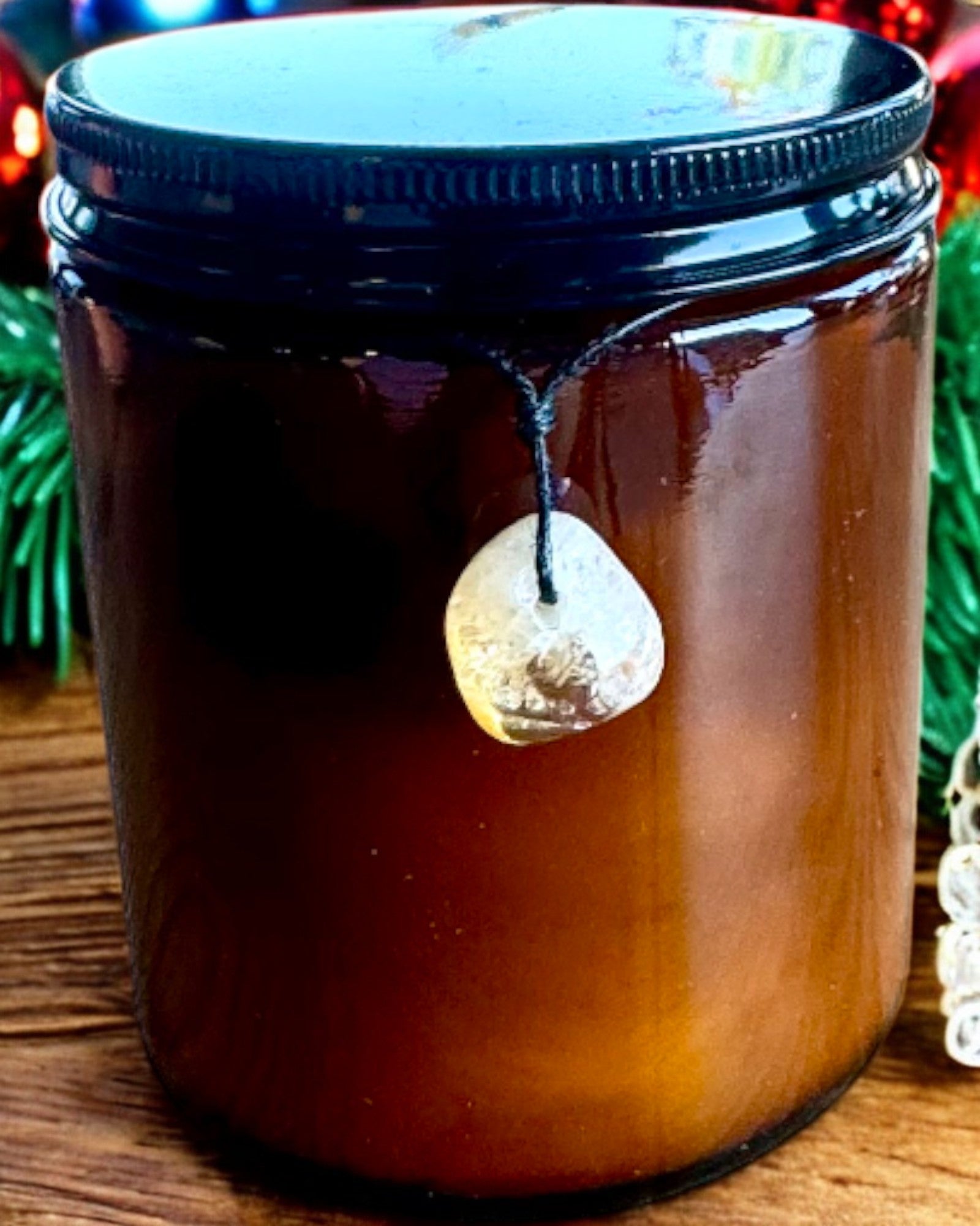 Intensjonssoyalys 250 ml med naturlig stein – velg din energi: Citrin eller Granat, personlig gravering som gave