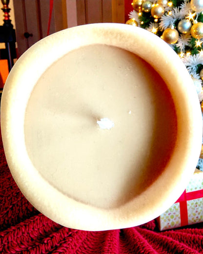 Soyavokslys Vinterrev, 7,5 cm høyt, håndstøpt soyavokslys med en søt sovende rev, kan tilpasses med gravering på skiltet